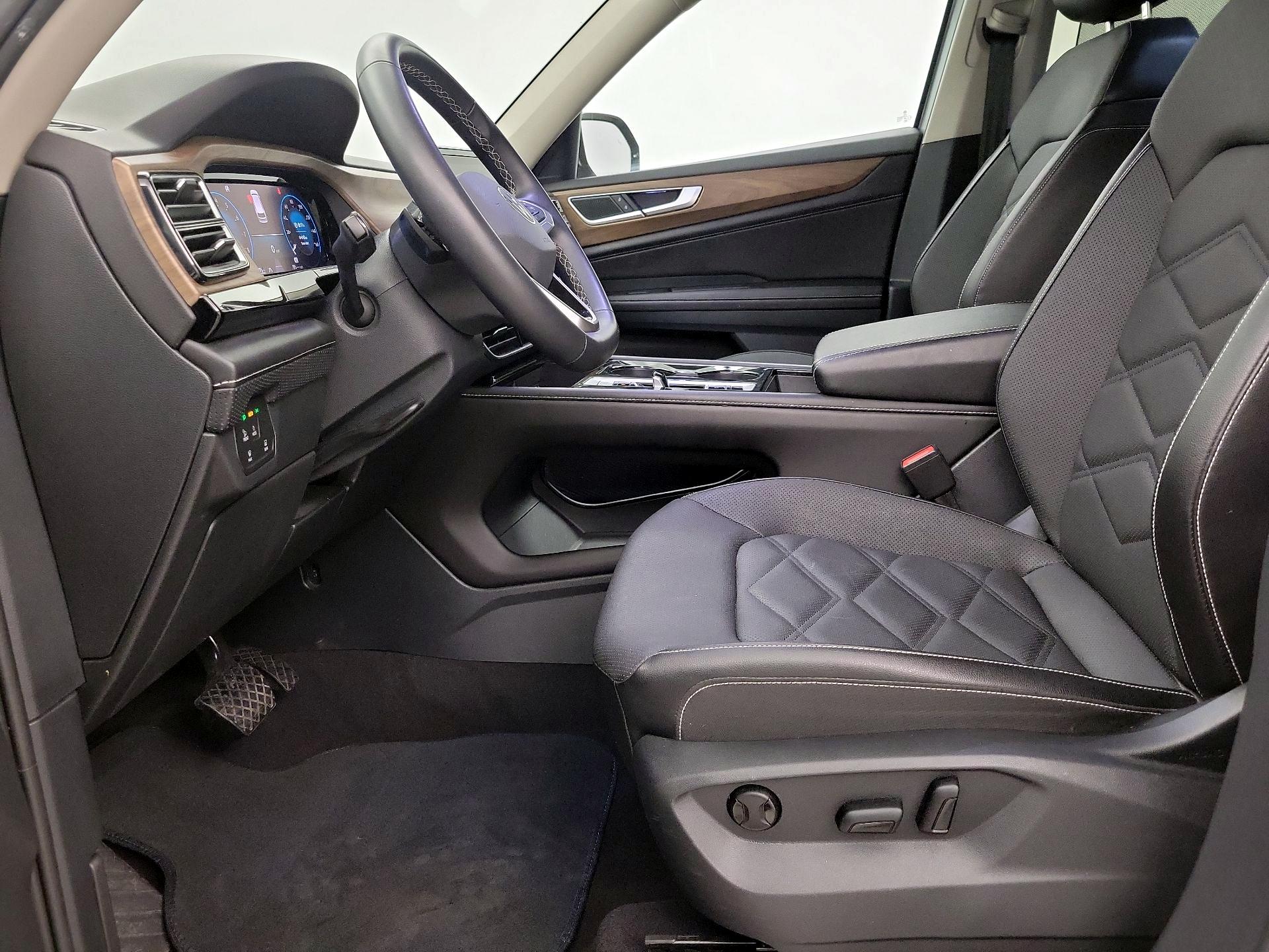 Thumbnail: 2024 Volkswagen Atlas - 11