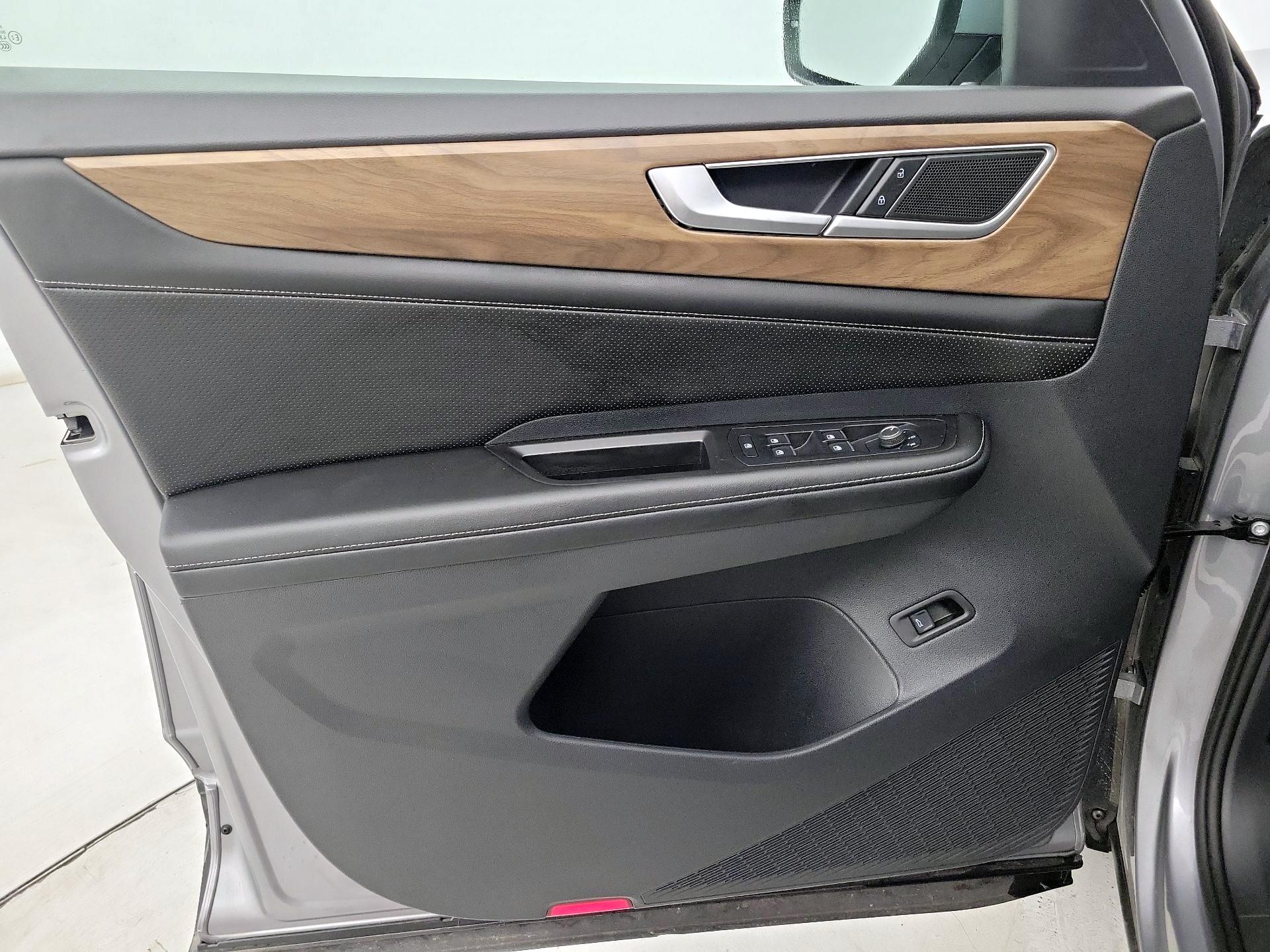 Thumbnail: 2024 Volkswagen Atlas - 12