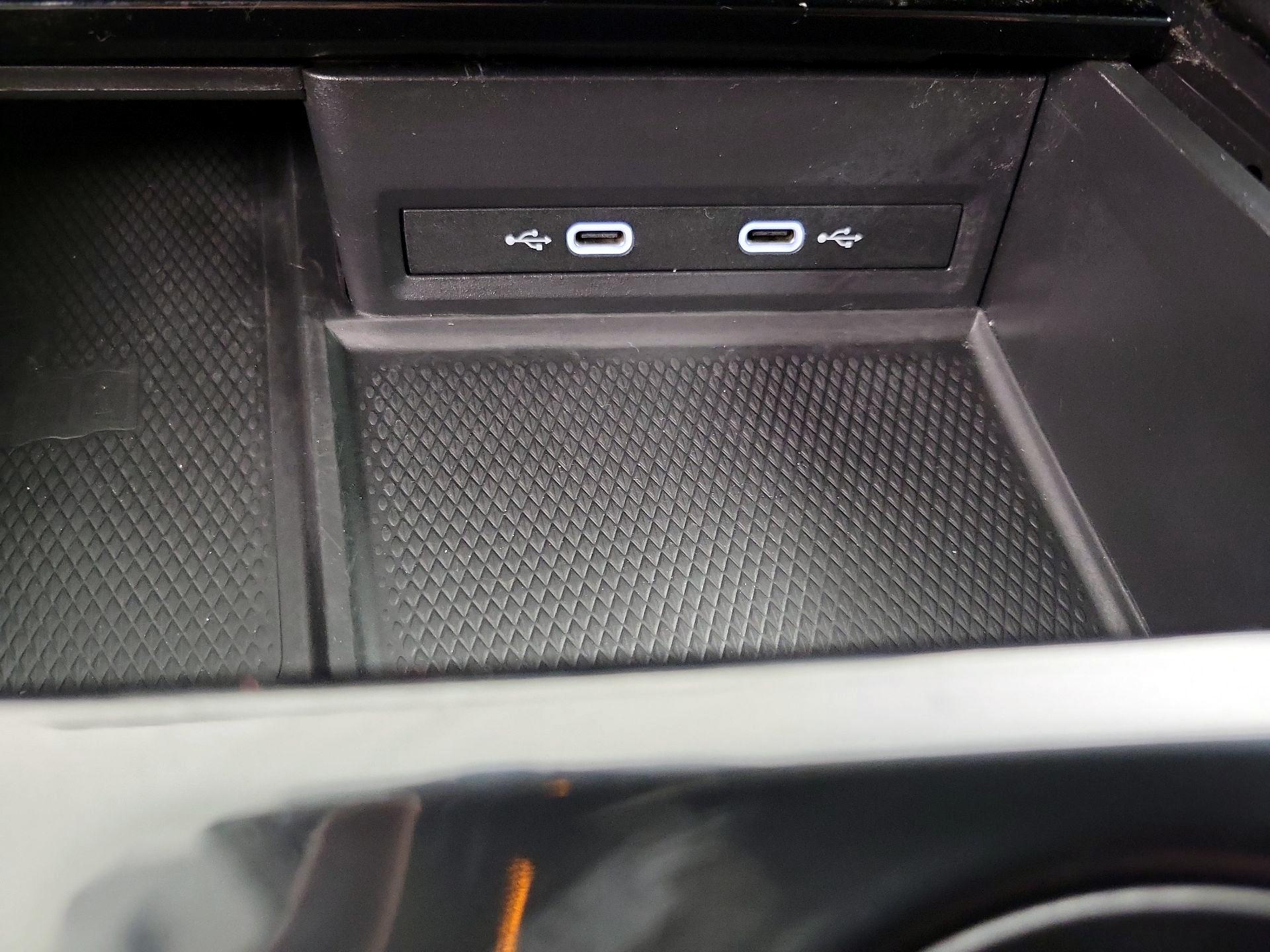 Thumbnail: 2024 Volkswagen Atlas - 18