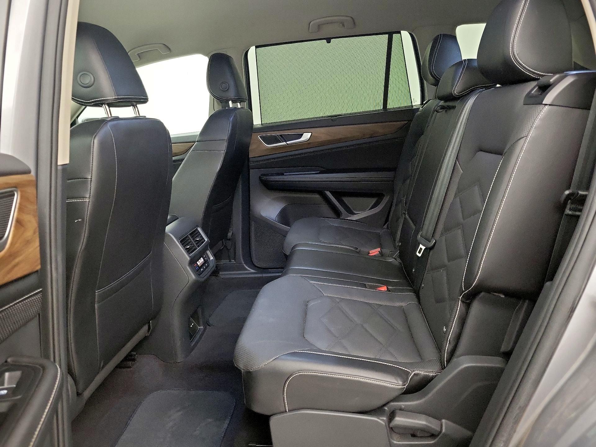 Thumbnail: 2024 Volkswagen Atlas - 19