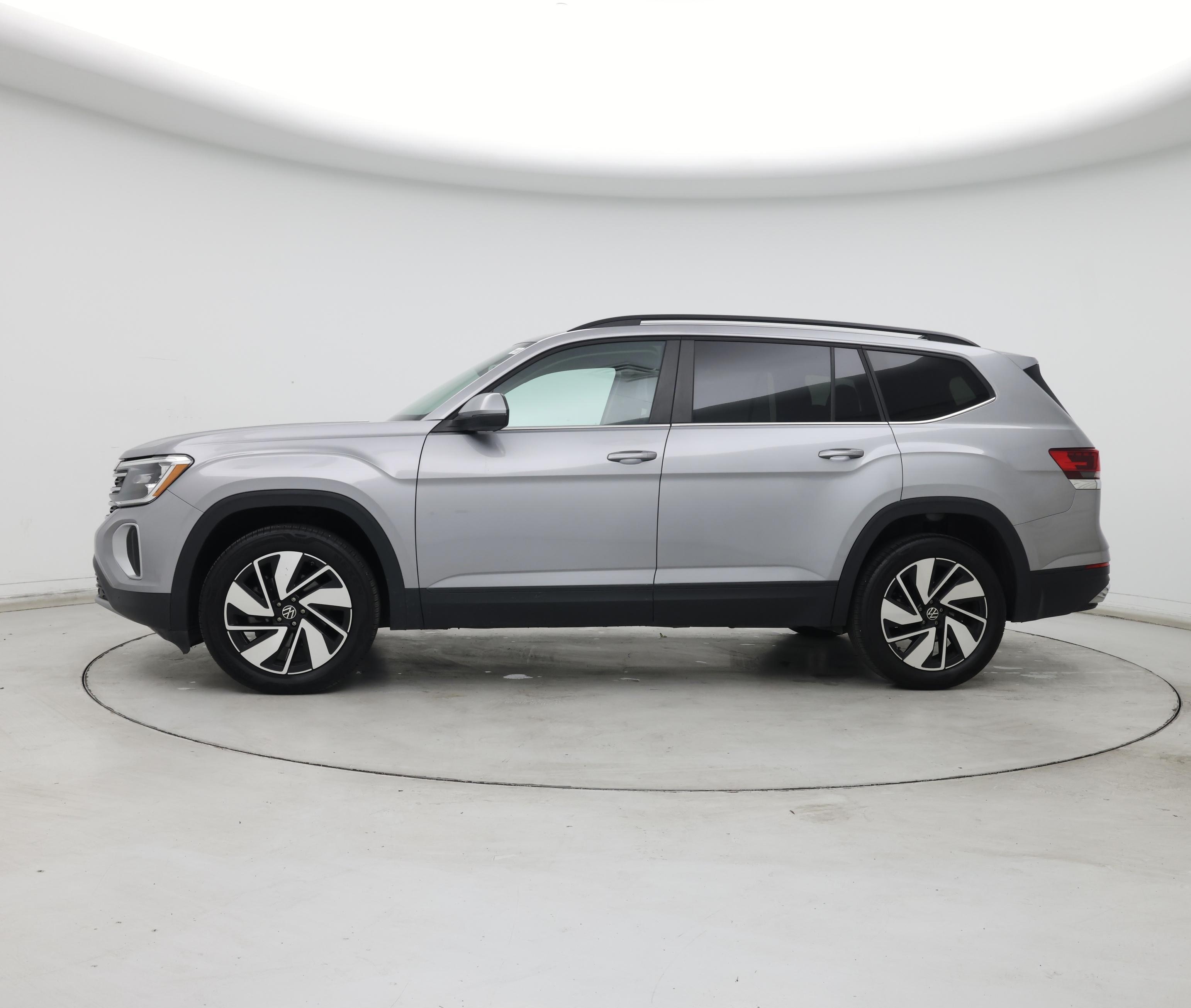 Thumbnail: 2024 Volkswagen Atlas - 3