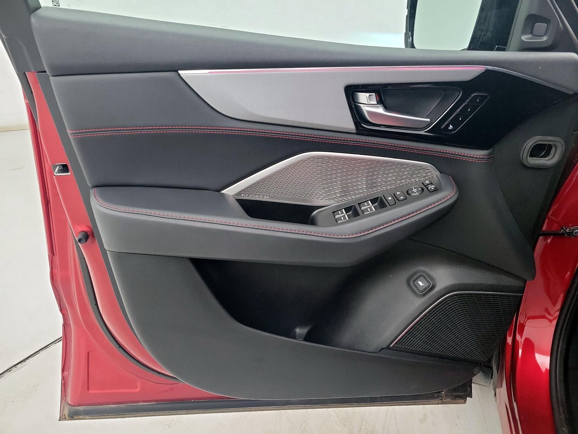 Thumbnail: 2022 Acura MDX - 12