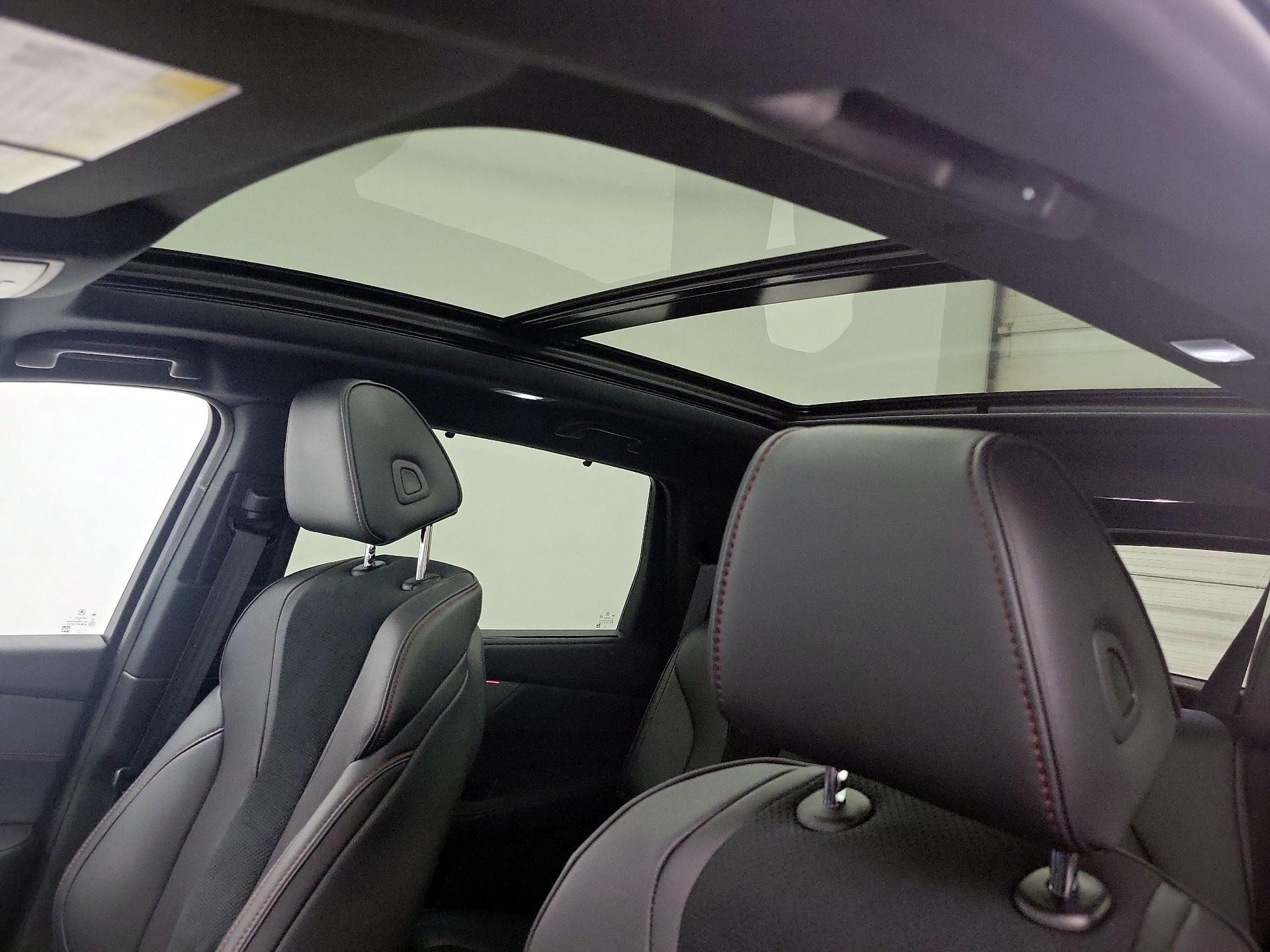 Thumbnail: 2022 Acura MDX - 20