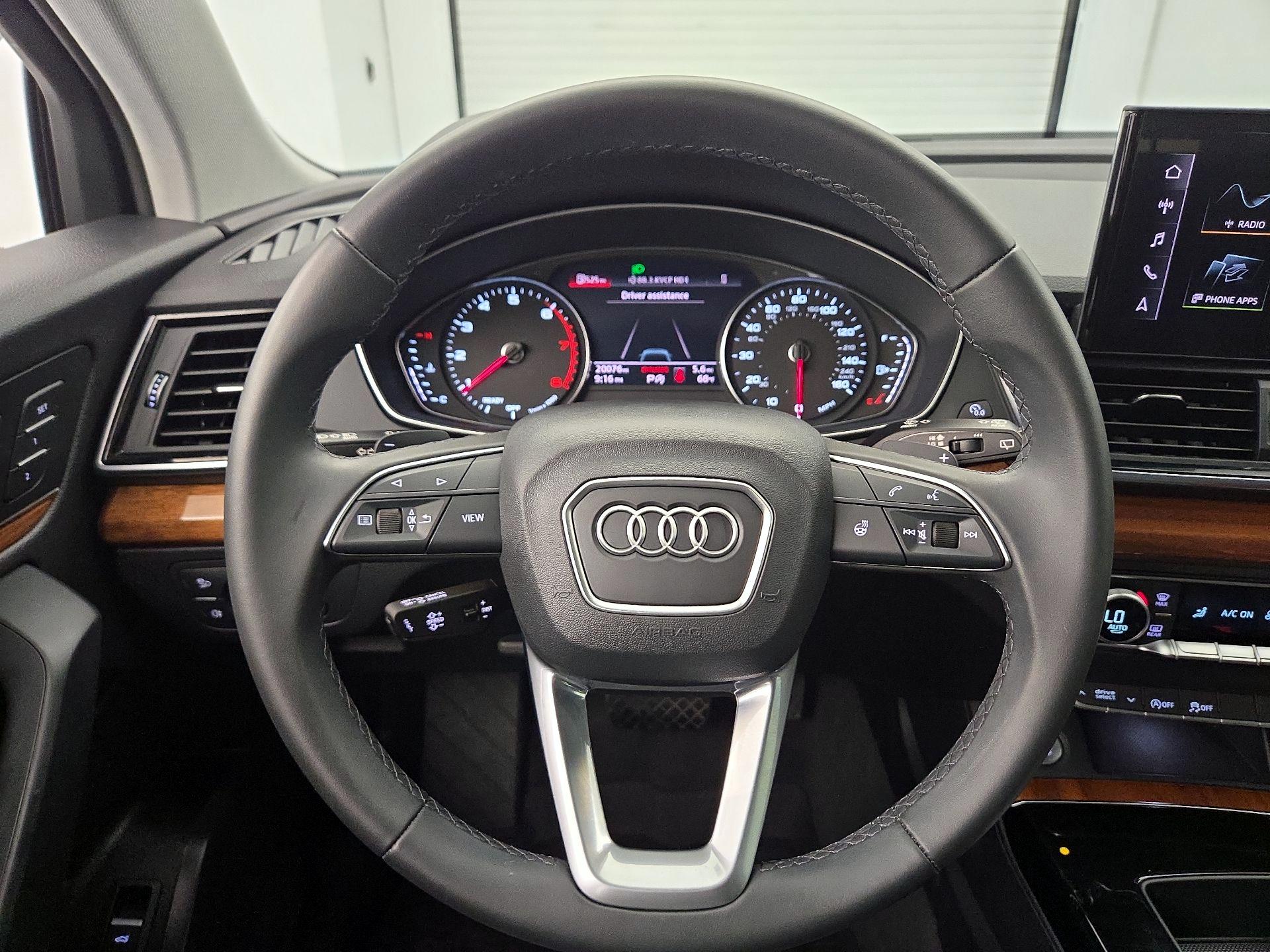 Thumbnail: 2023 Audi Q5 - 10