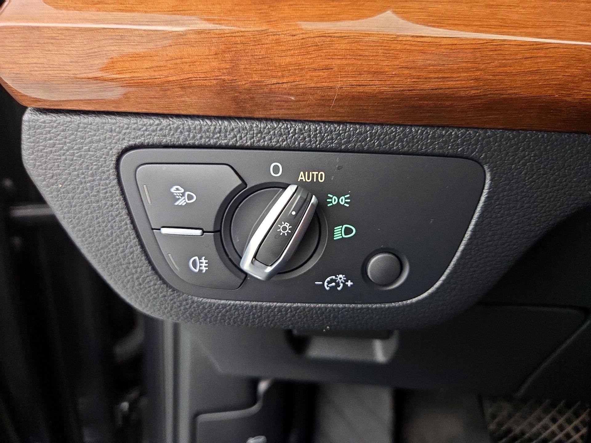 Thumbnail: 2023 Audi Q5 - 13