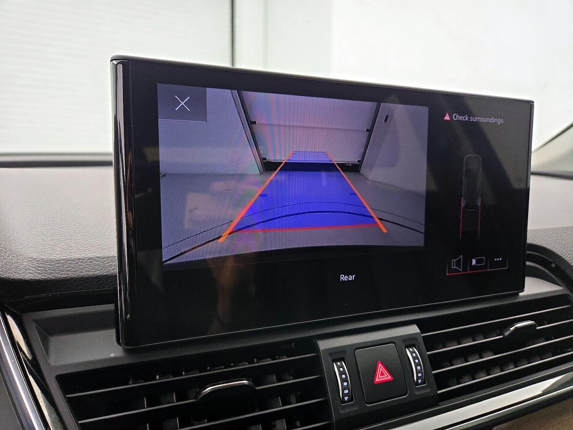 Thumbnail: 2023 Audi Q5 - 14