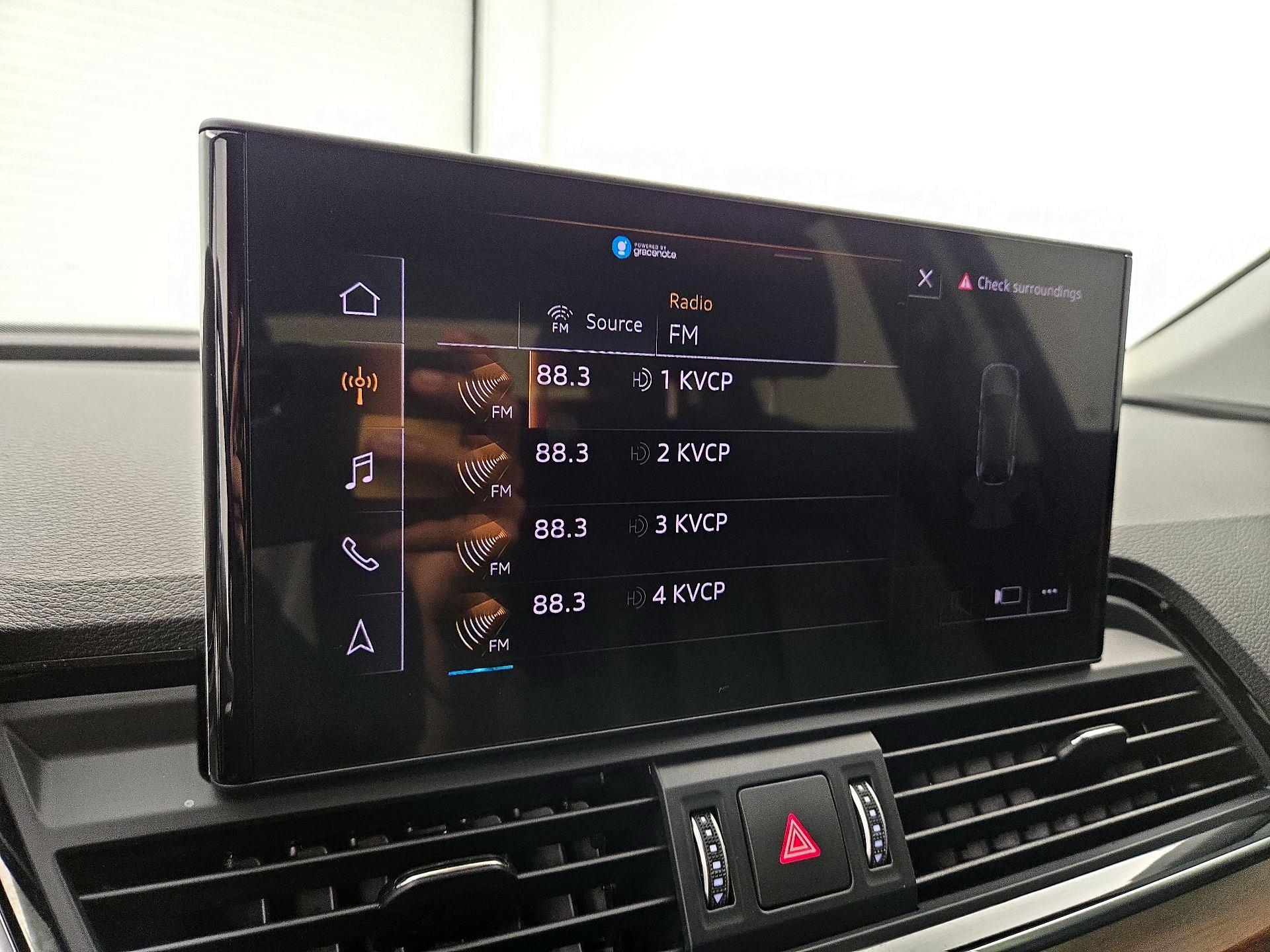 Thumbnail: 2023 Audi Q5 - 15