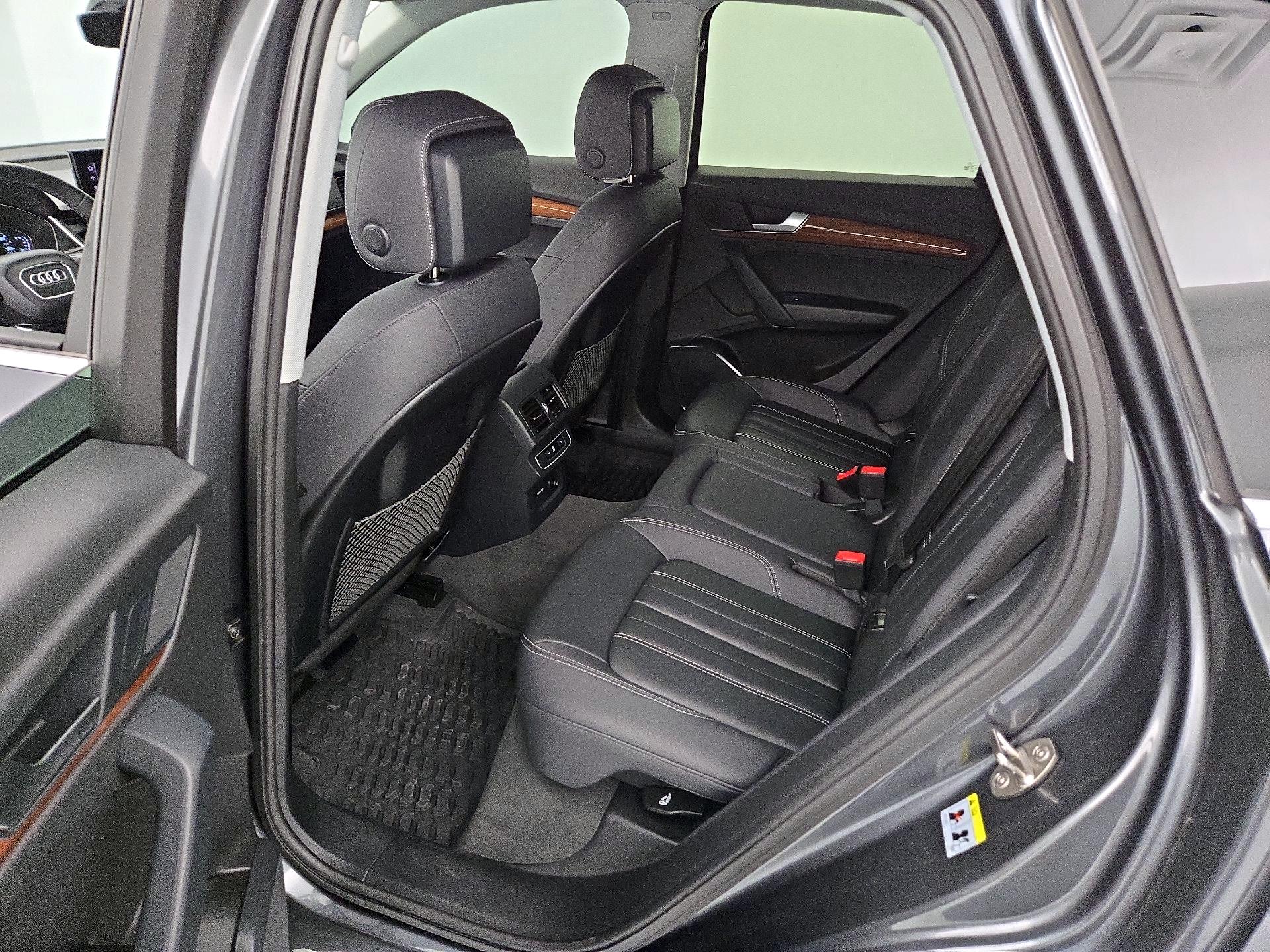 Thumbnail: 2023 Audi Q5 - 19