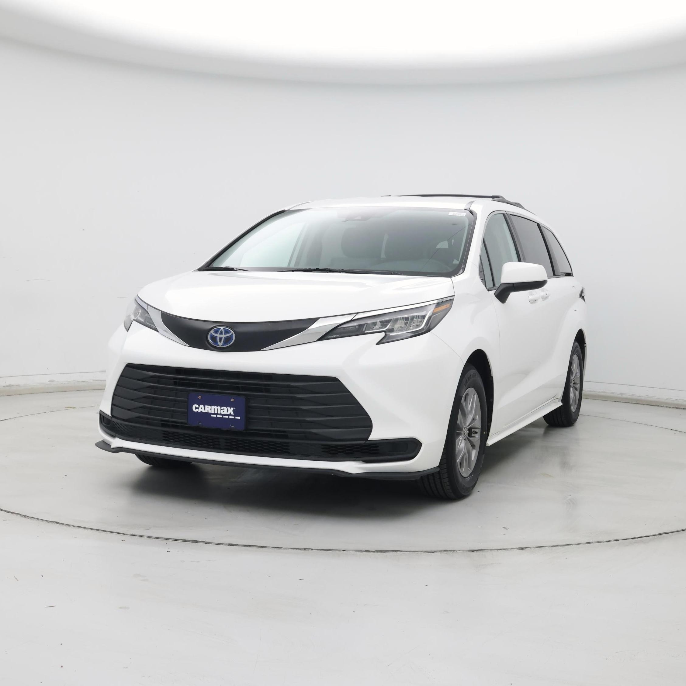 Thumbnail: 2022 Toyota Sienna - 4