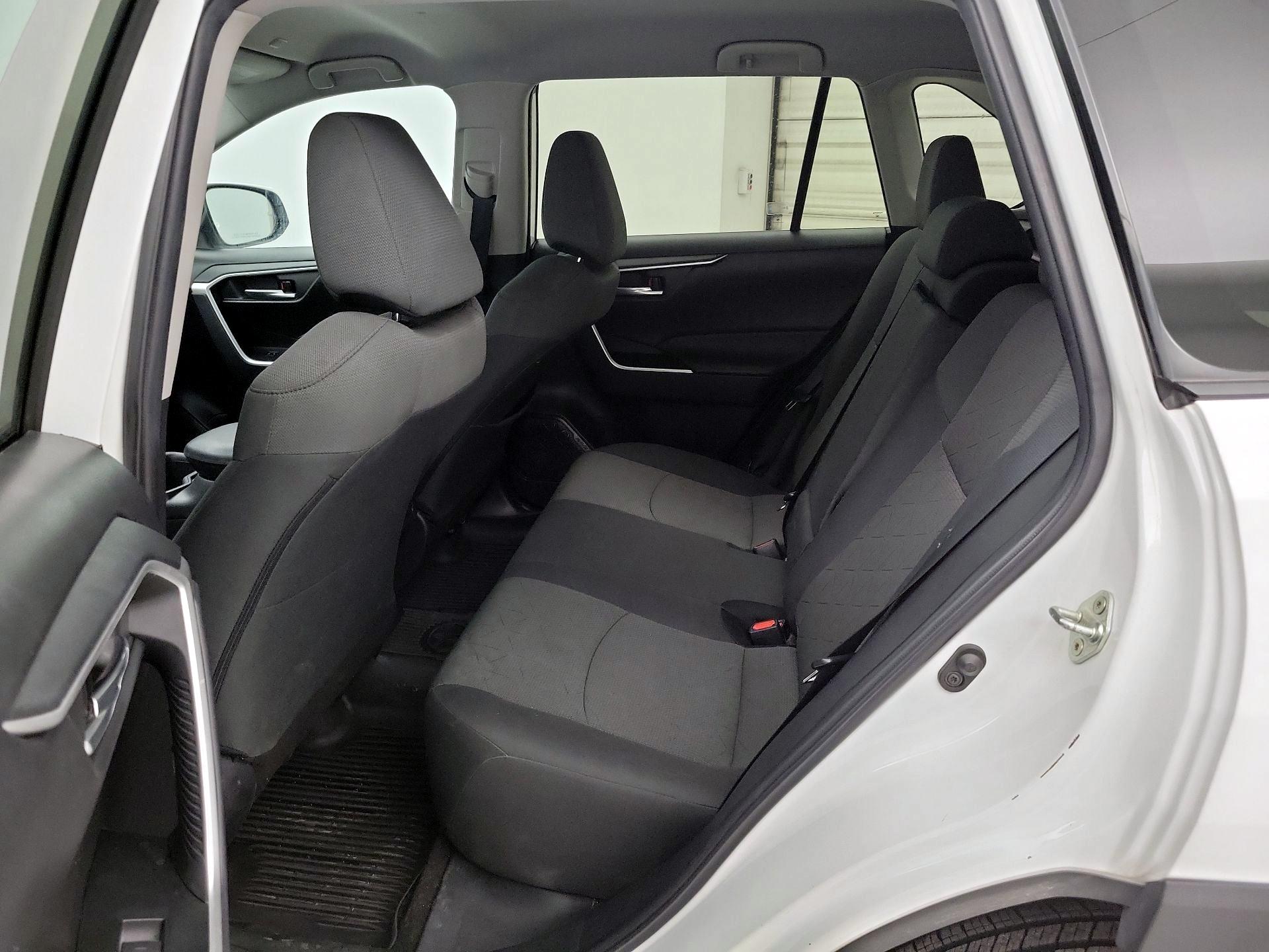 Thumbnail: 2023 Toyota RAV4 - 19