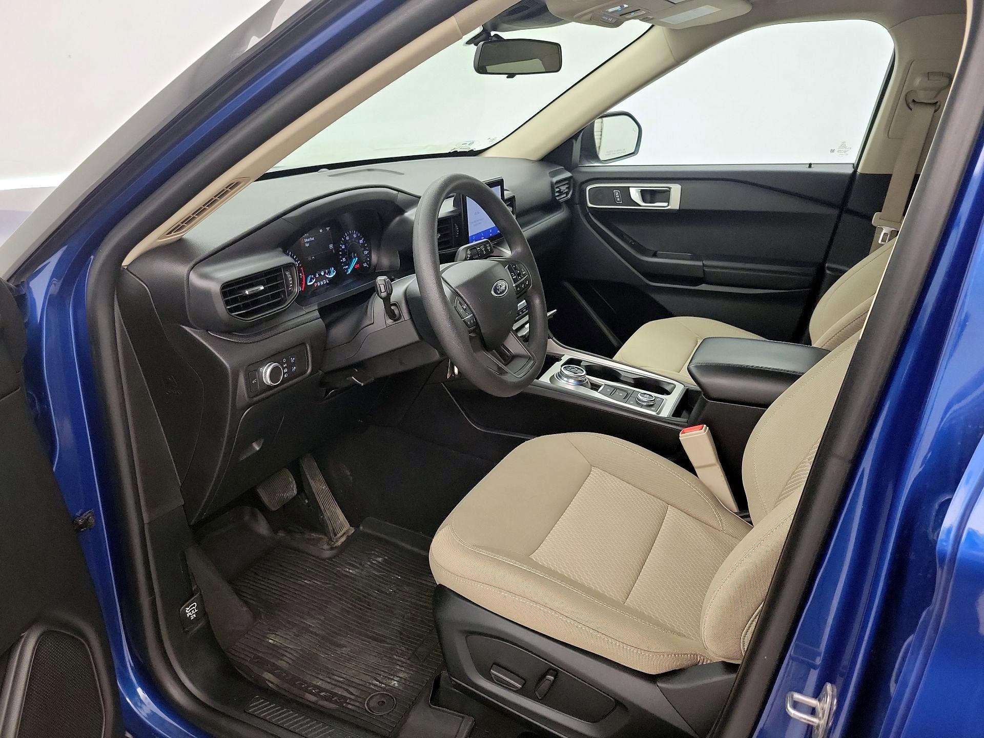 Thumbnail: 2022 Ford Explorer - 11