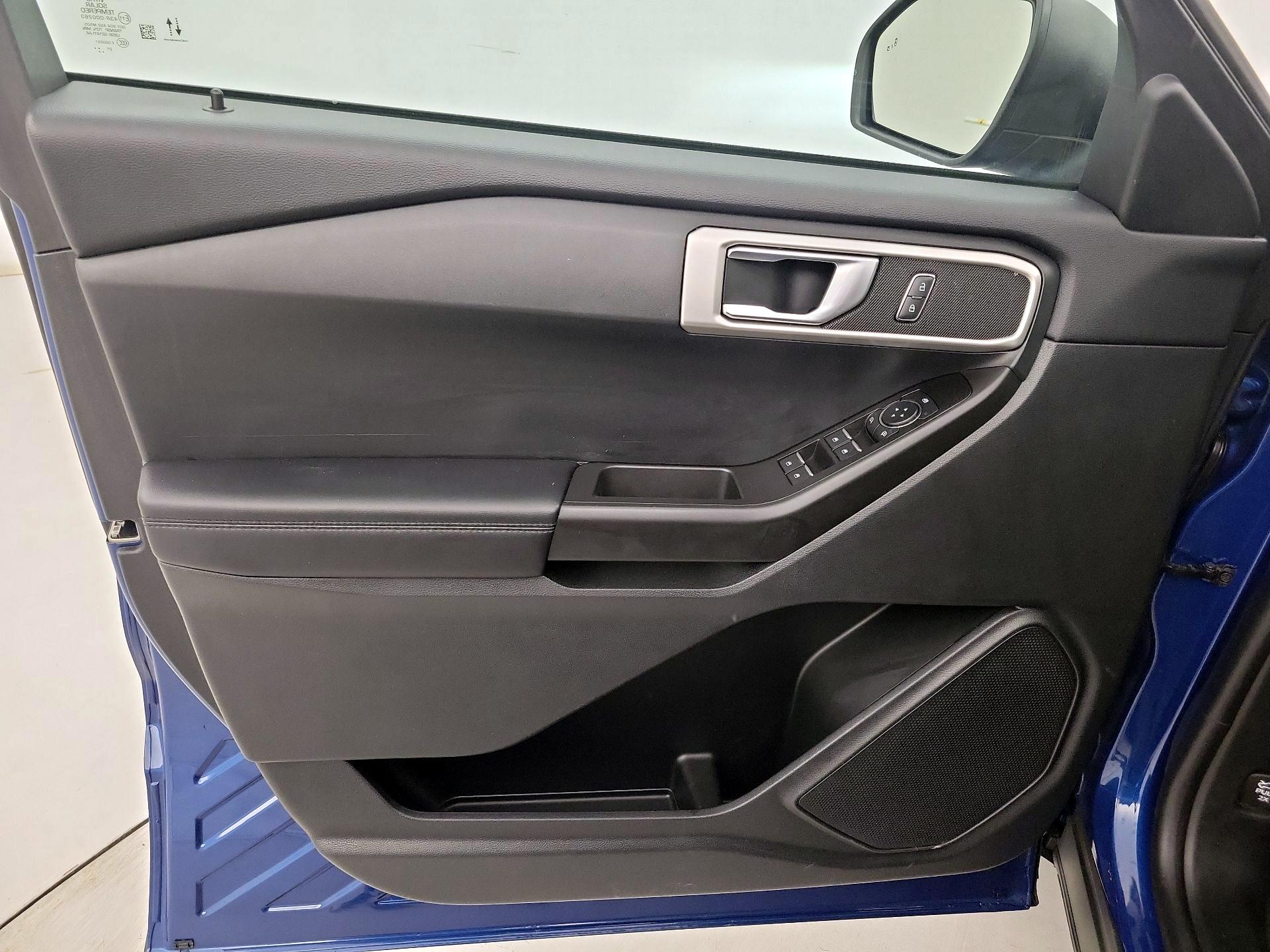 Thumbnail: 2022 Ford Explorer - 12