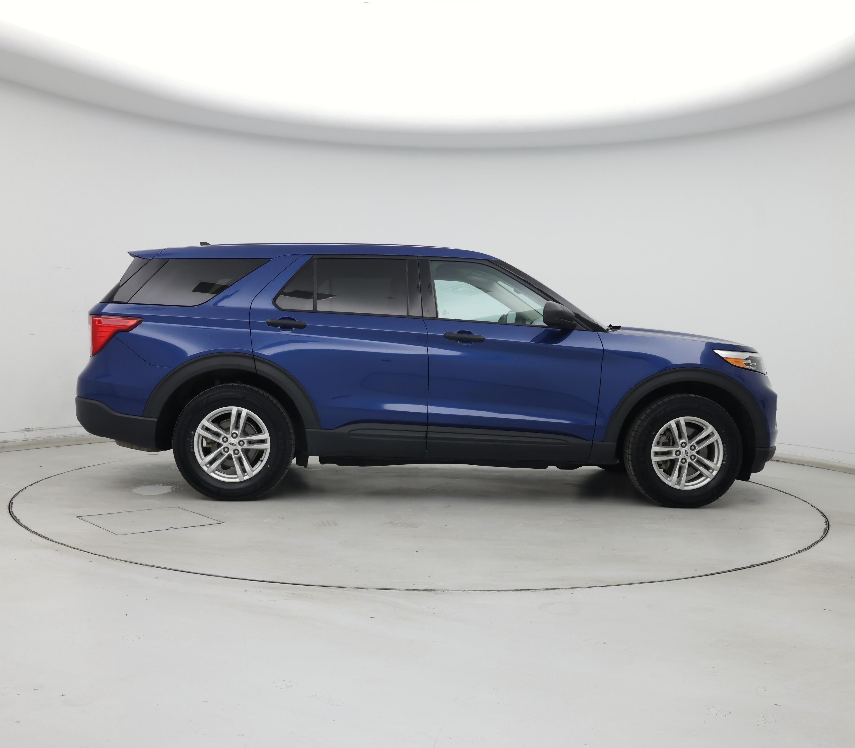 Thumbnail: 2022 Ford Explorer - 7