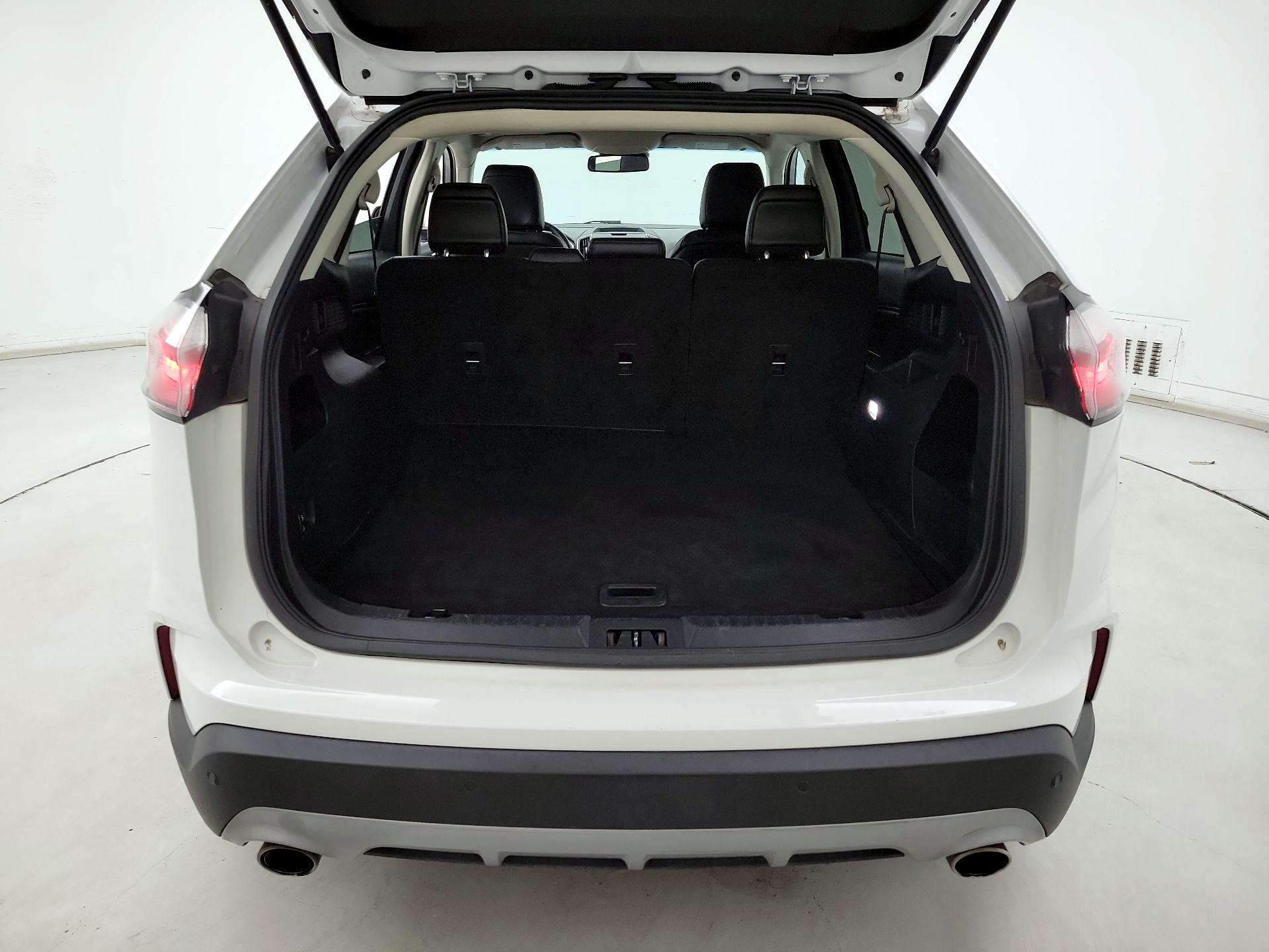 Thumbnail: 2020 Ford Edge - 20