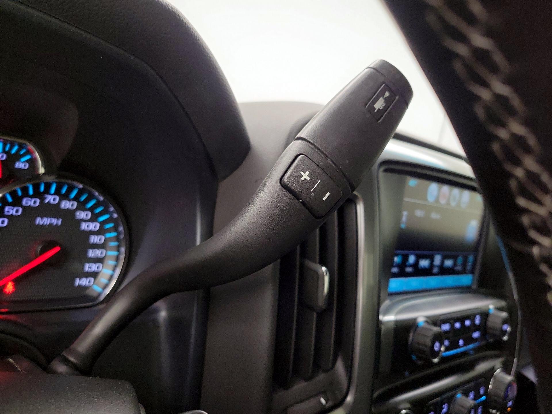 Thumbnail: 2018 Chevrolet Silverado 1500 - 17