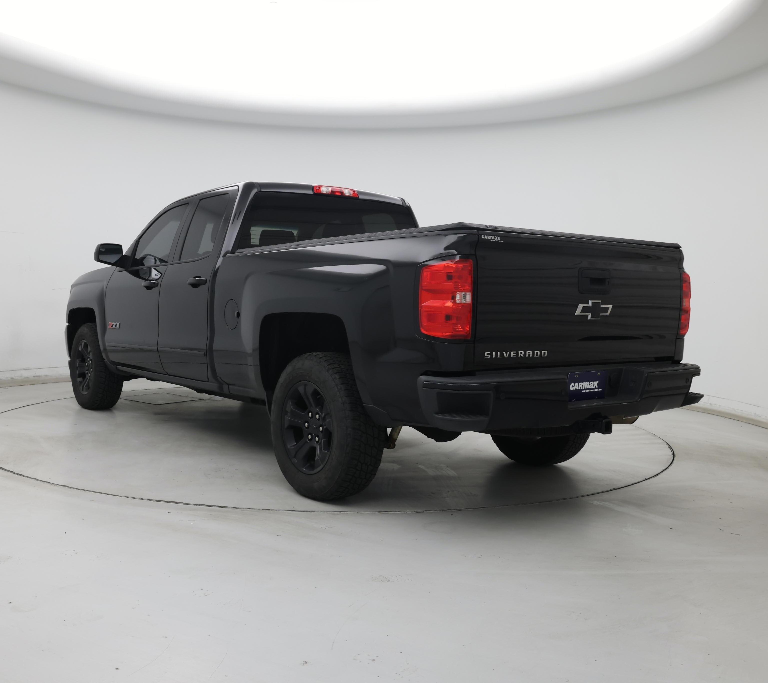 Thumbnail: 2018 Chevrolet Silverado 1500 - 2