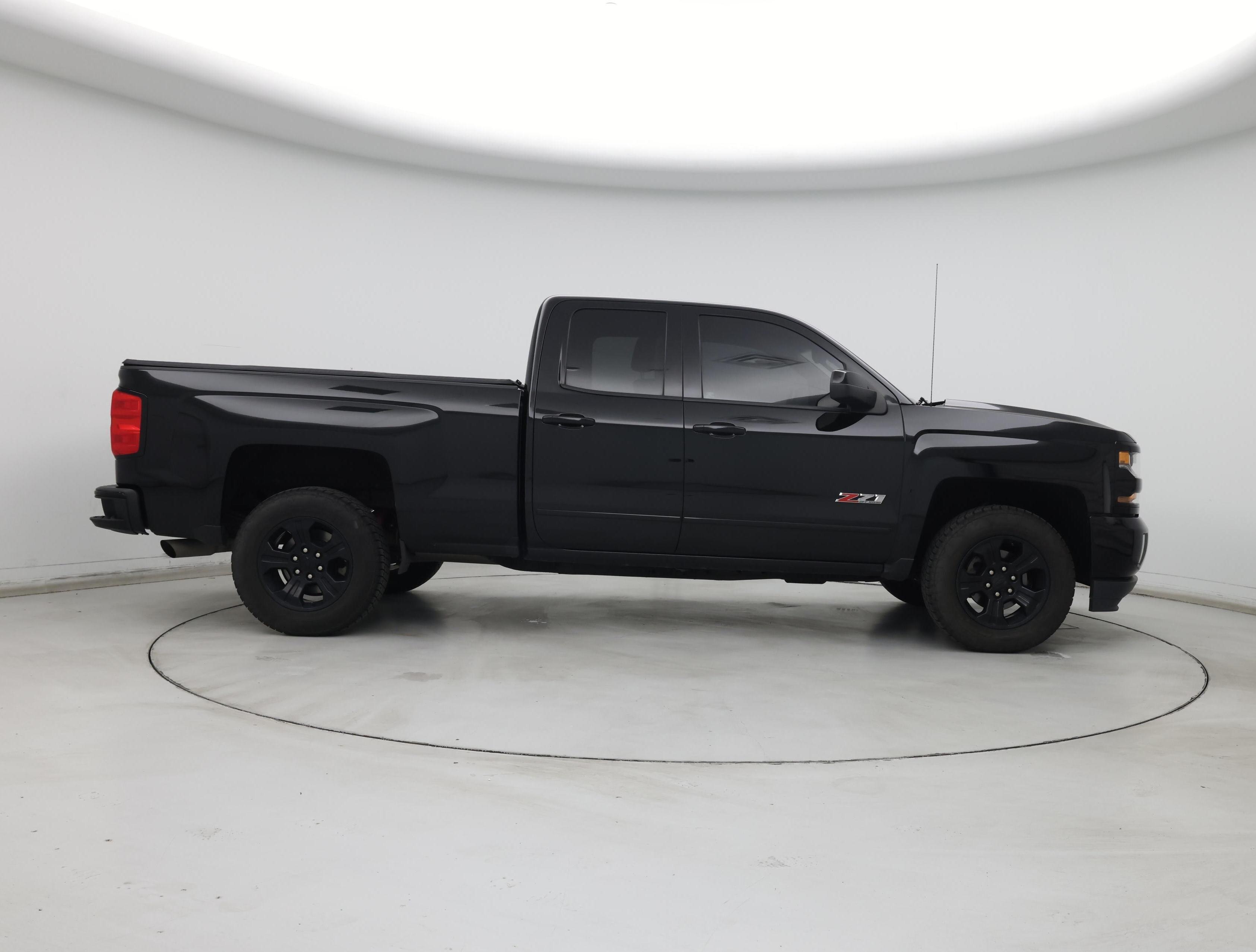 Thumbnail: 2018 Chevrolet Silverado 1500 - 7