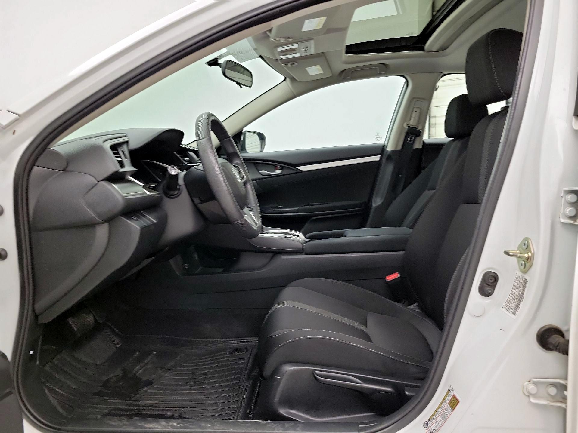 Thumbnail: 2016 Honda Civic - 11