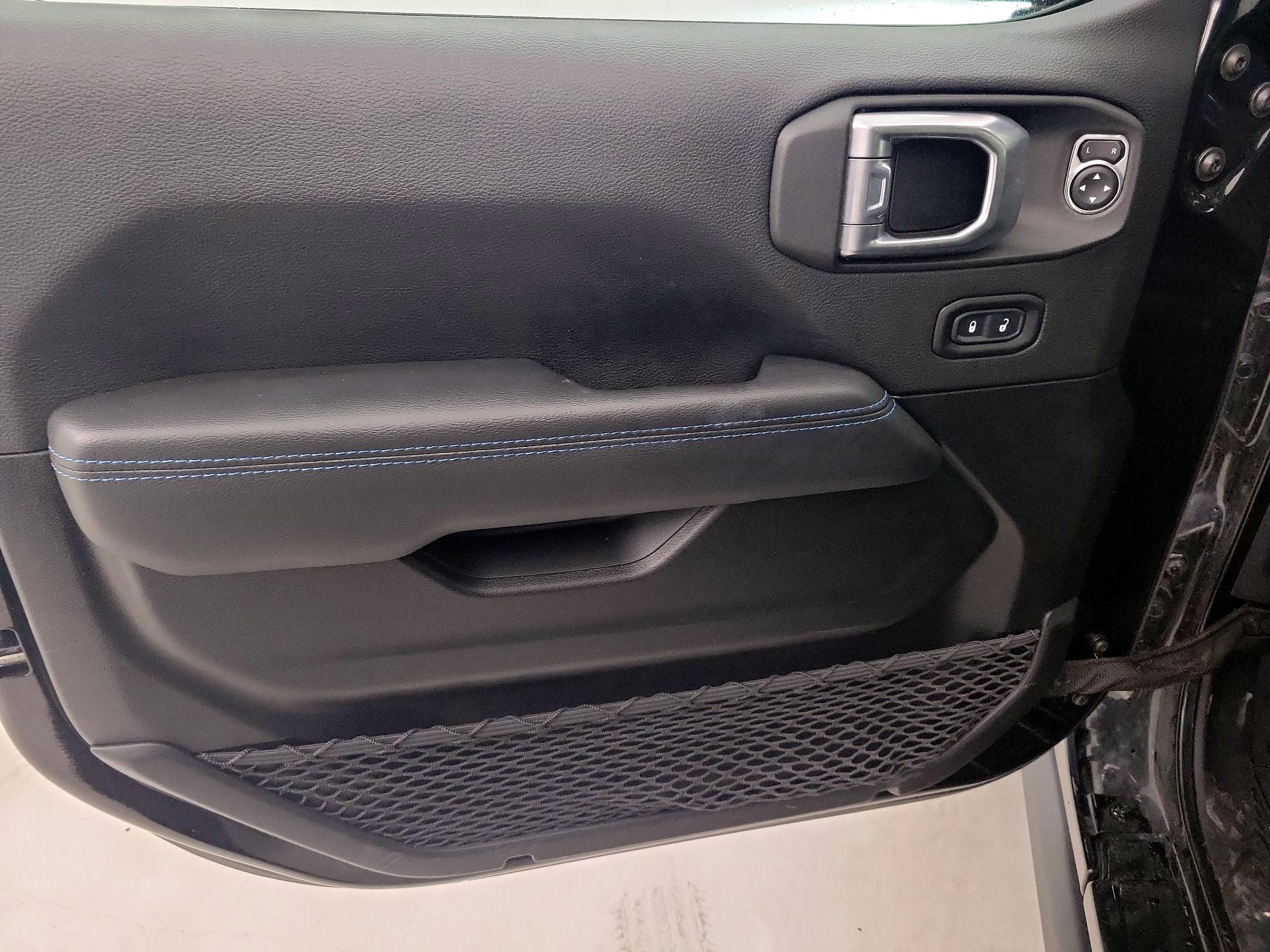 Thumbnail: 2022 Jeep Wrangler - 12