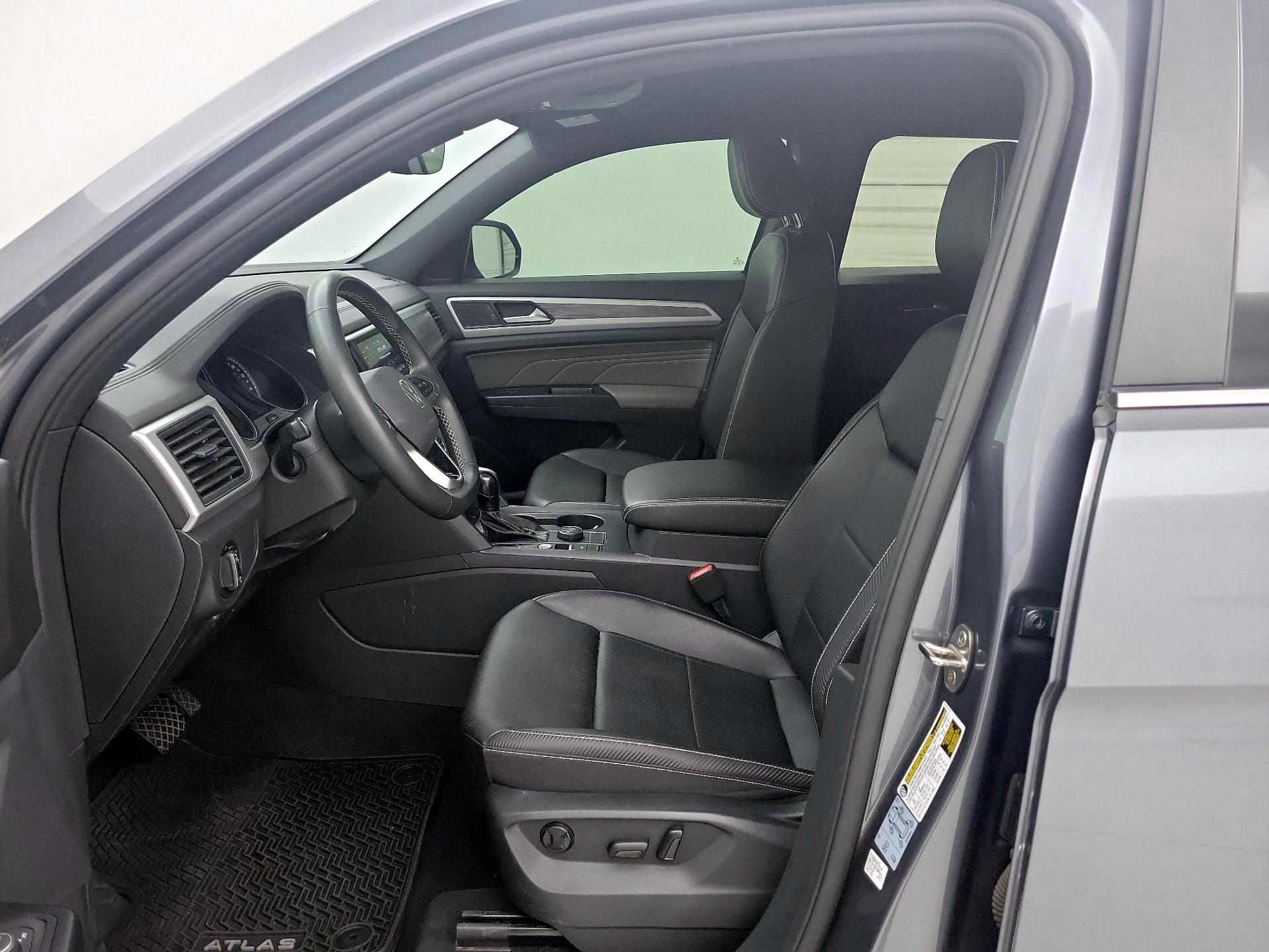 Thumbnail: 2021 Volkswagen Atlas - 11