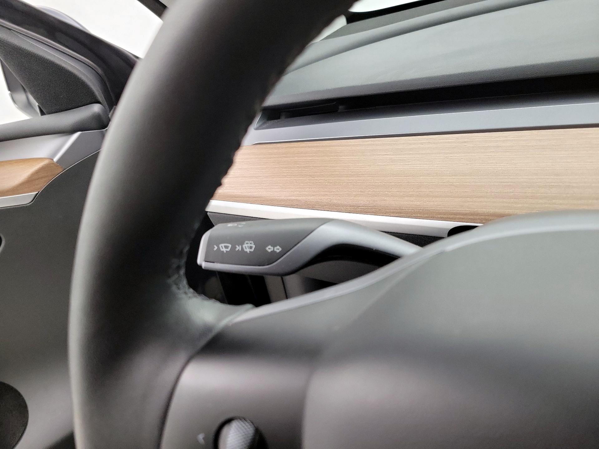 Thumbnail: 2023 Tesla Model Y - 13