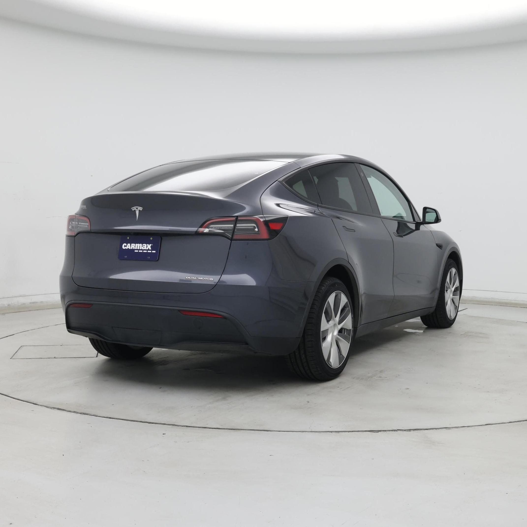 Thumbnail: 2023 Tesla Model Y - 8