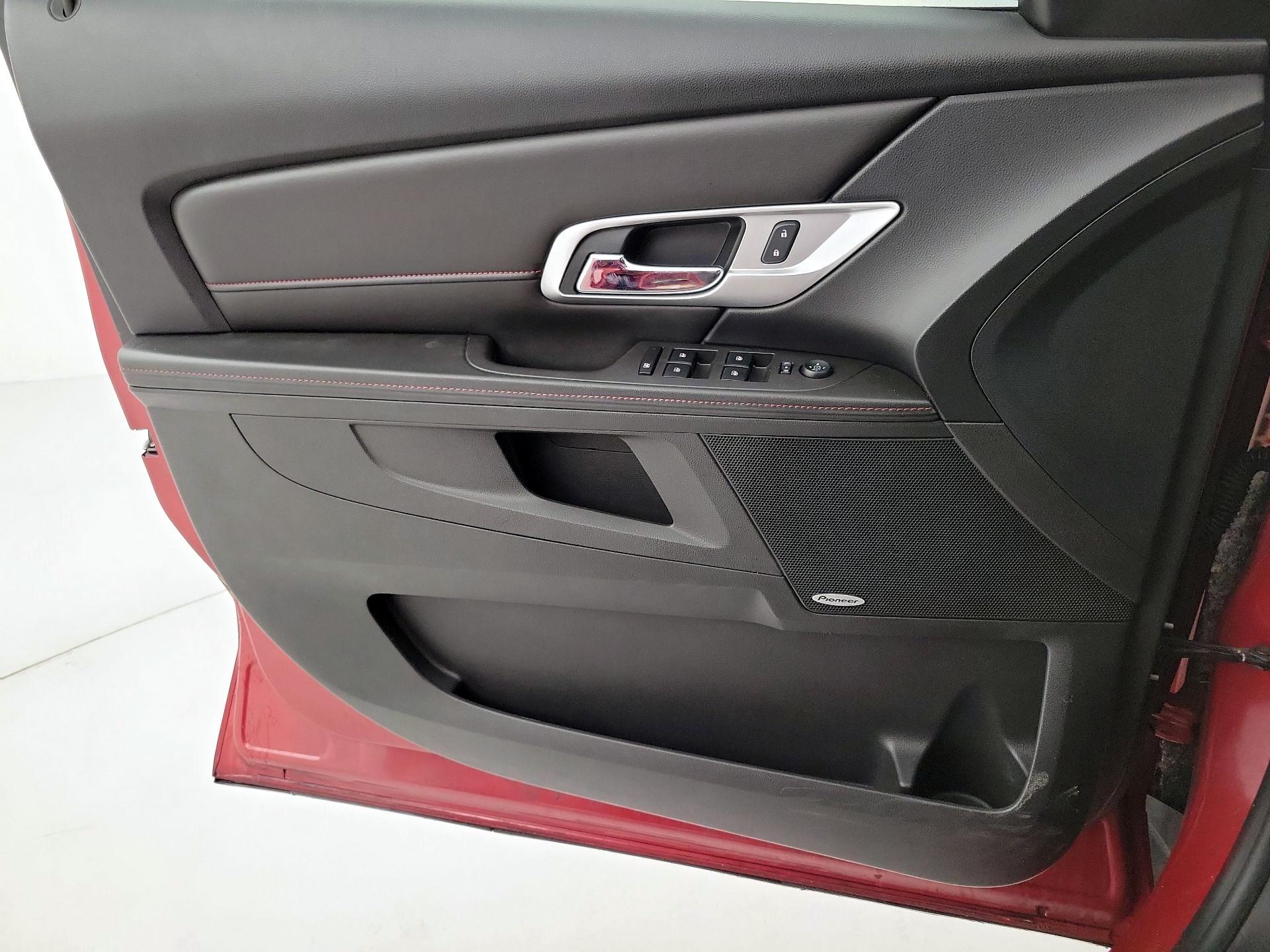 Thumbnail: 2015 GMC Terrain - 12