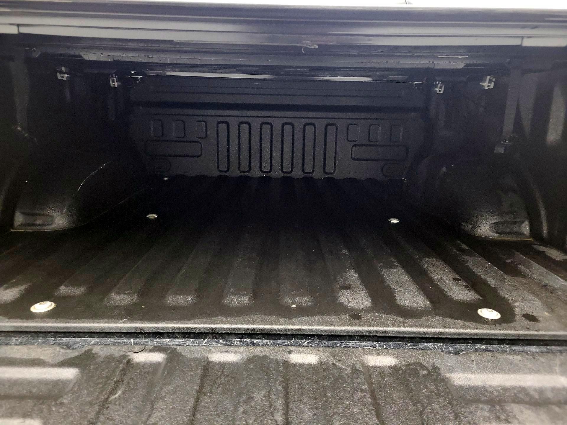 Thumbnail: 2017 Ford F-150 - 20