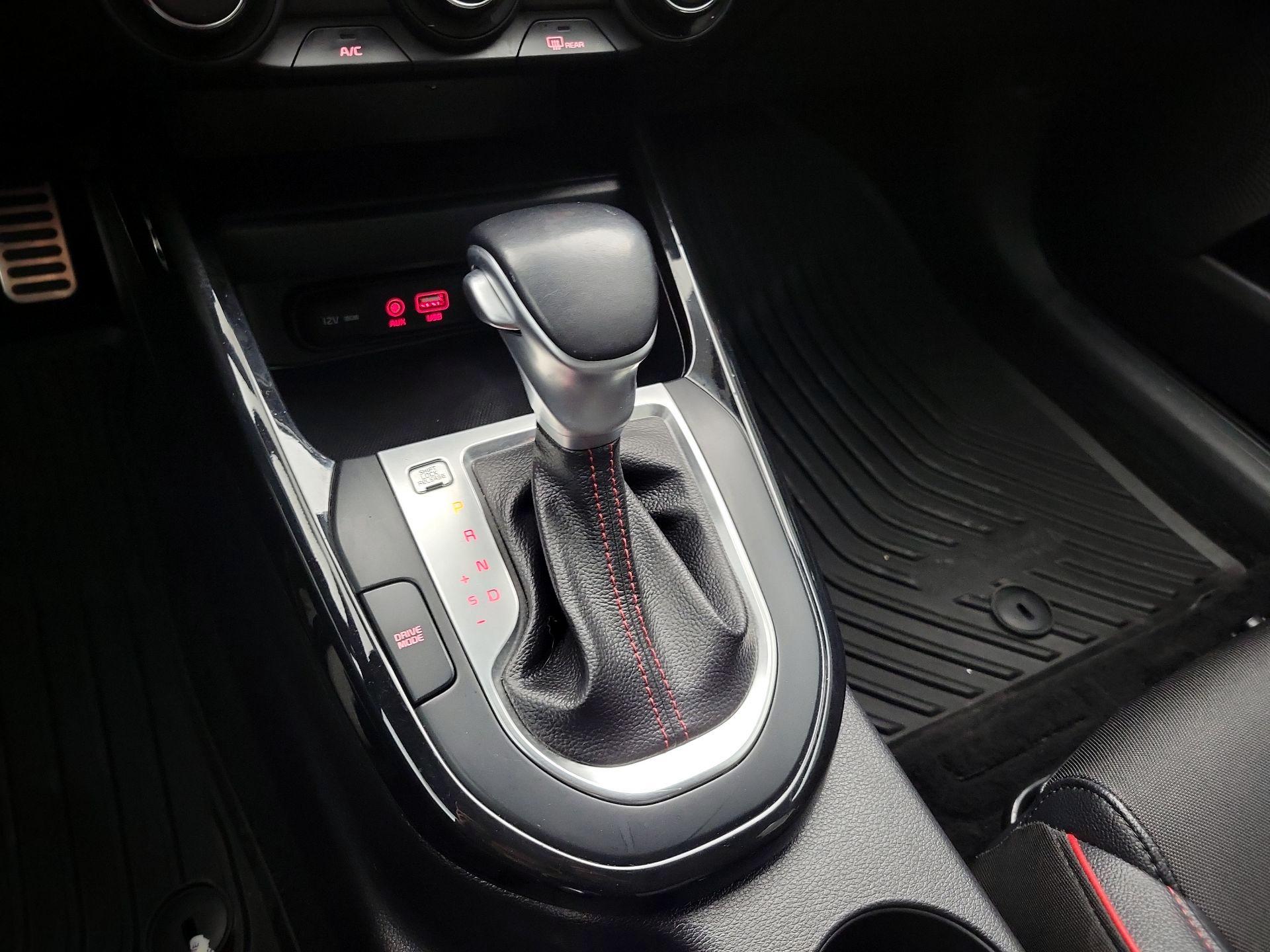 Thumbnail: 2021 Kia Forte - 17