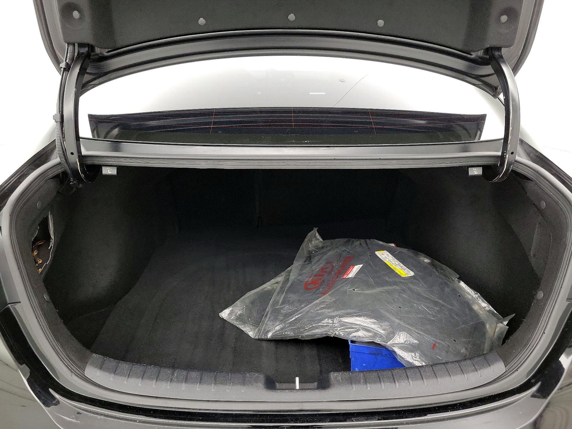 Thumbnail: 2021 Kia Forte - 20