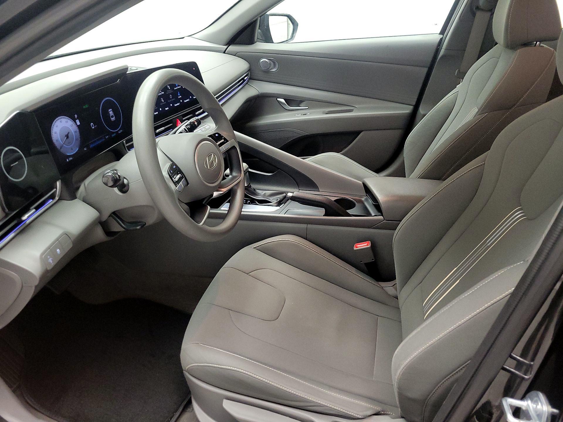 Thumbnail: 2024 Hyundai Elantra - 9