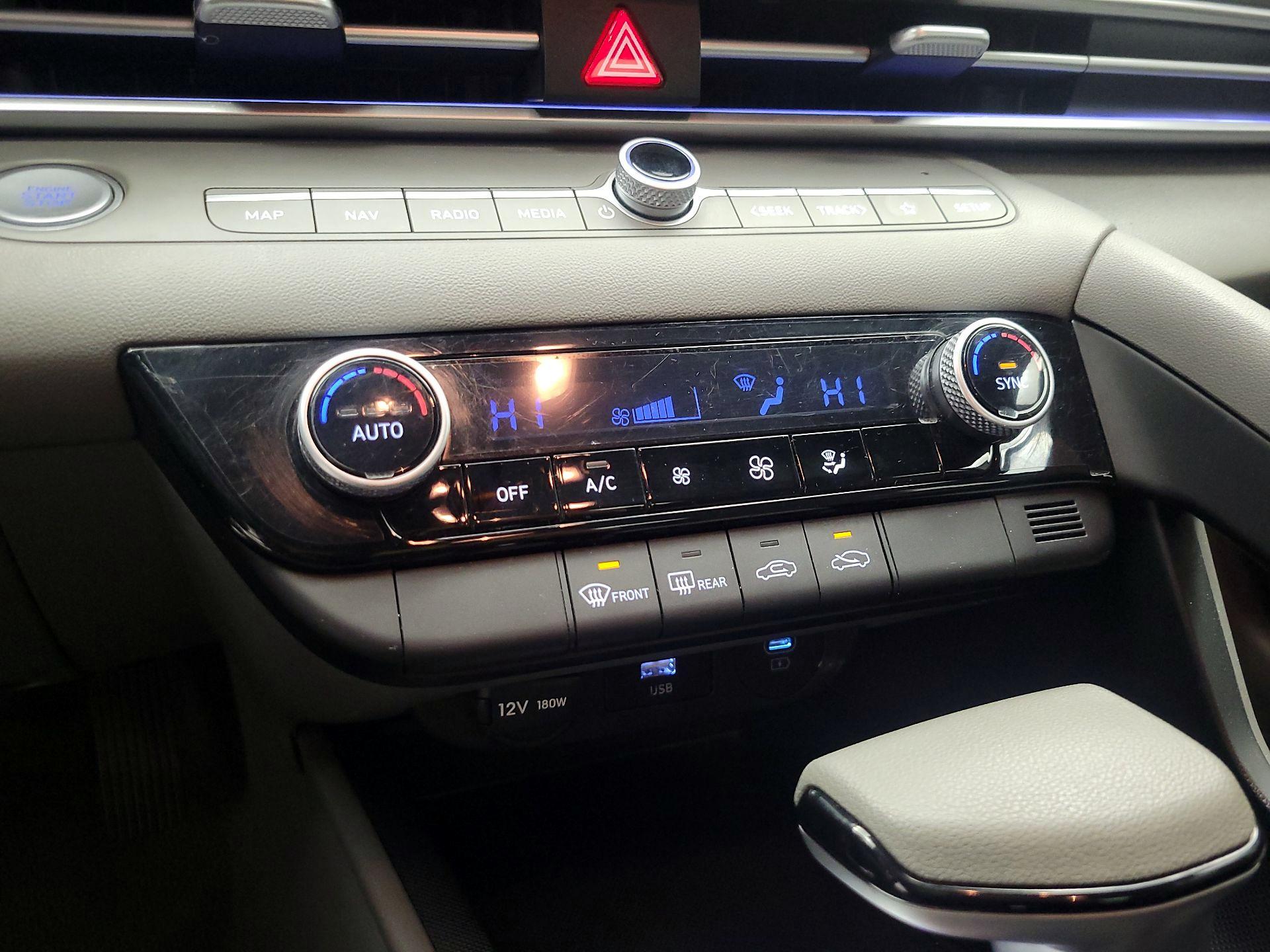 Thumbnail: 2024 Hyundai Elantra - 15