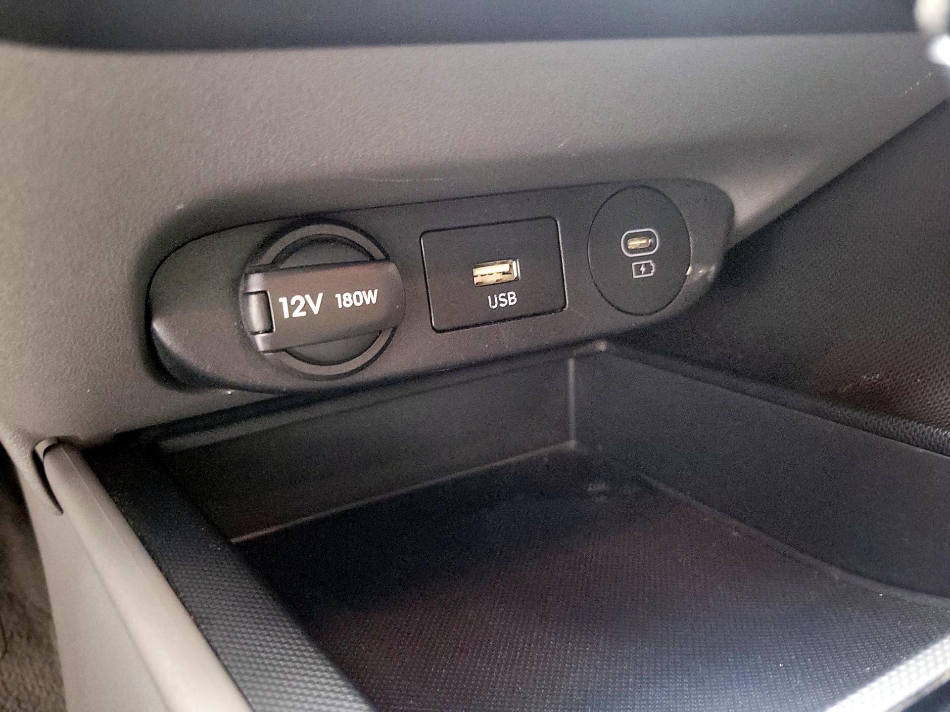 Thumbnail: 2024 Hyundai Elantra - 17