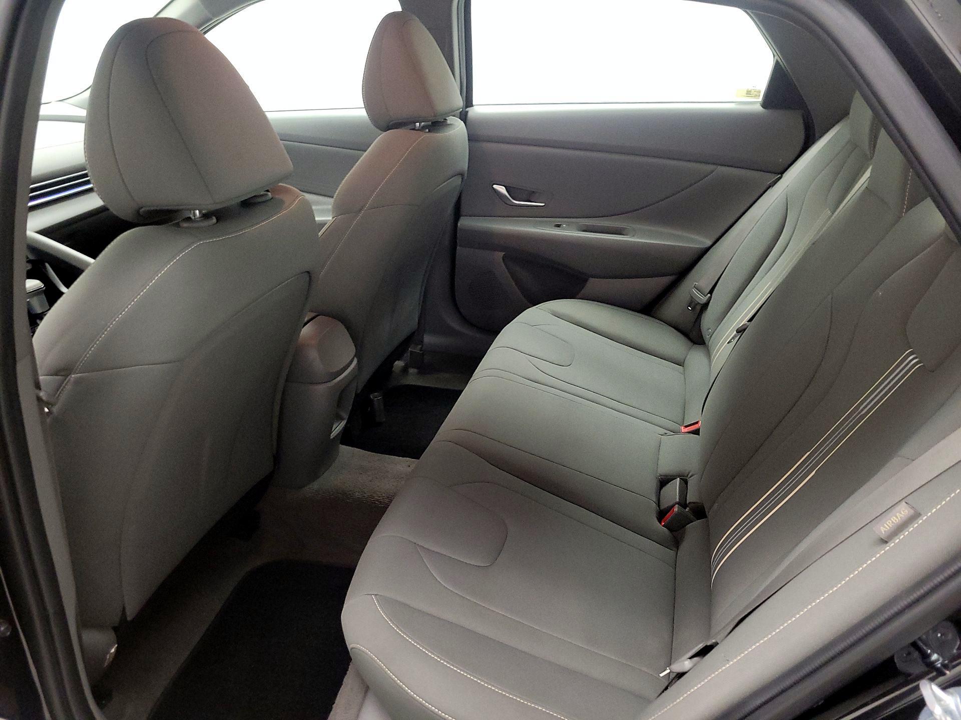 Thumbnail: 2024 Hyundai Elantra - 18