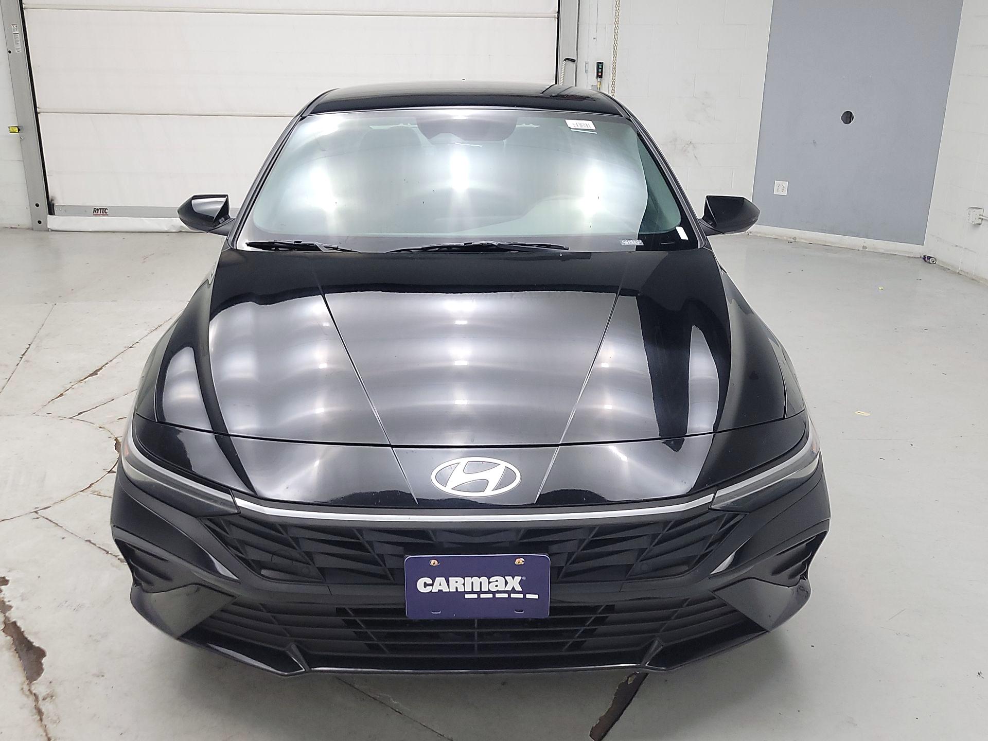 Thumbnail: 2024 Hyundai Elantra - 2