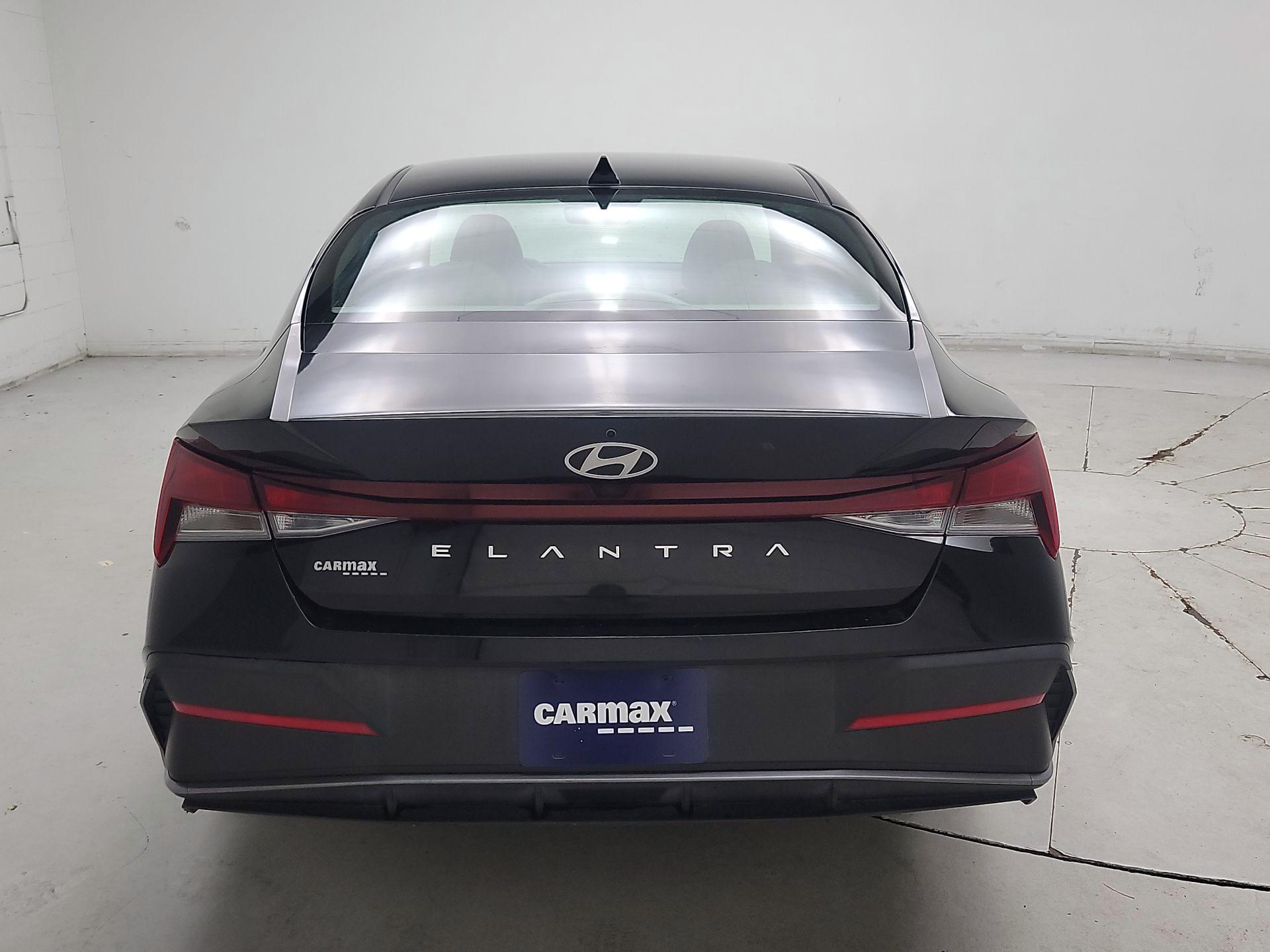 Thumbnail: 2024 Hyundai Elantra - 6