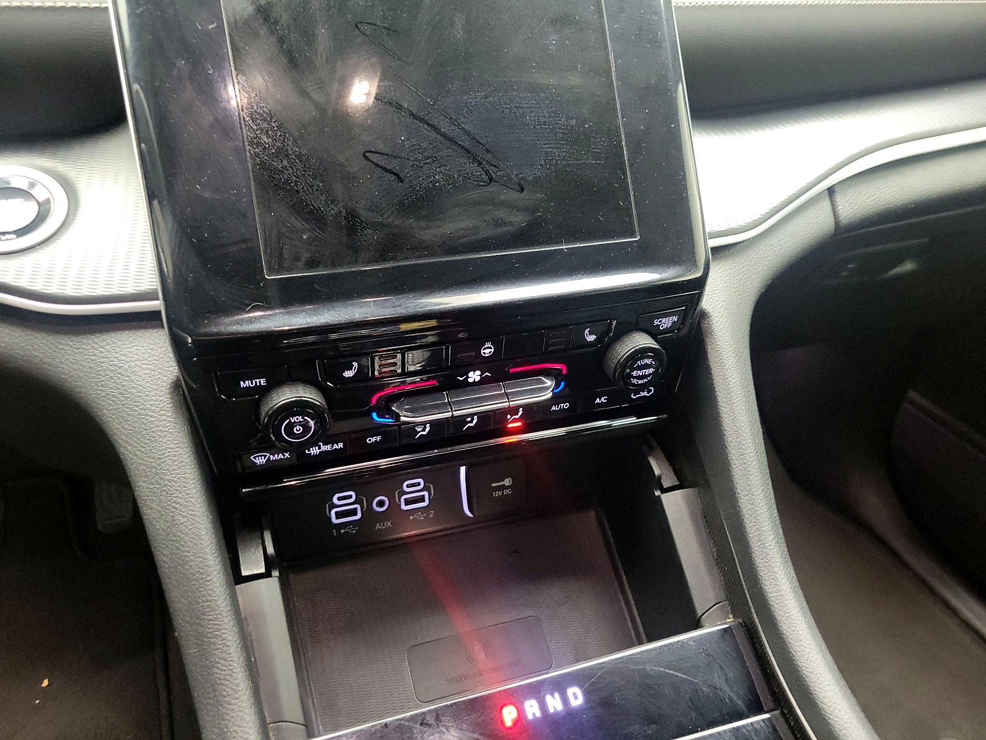 Thumbnail: 2024 Jeep Grand Cherokee - 14