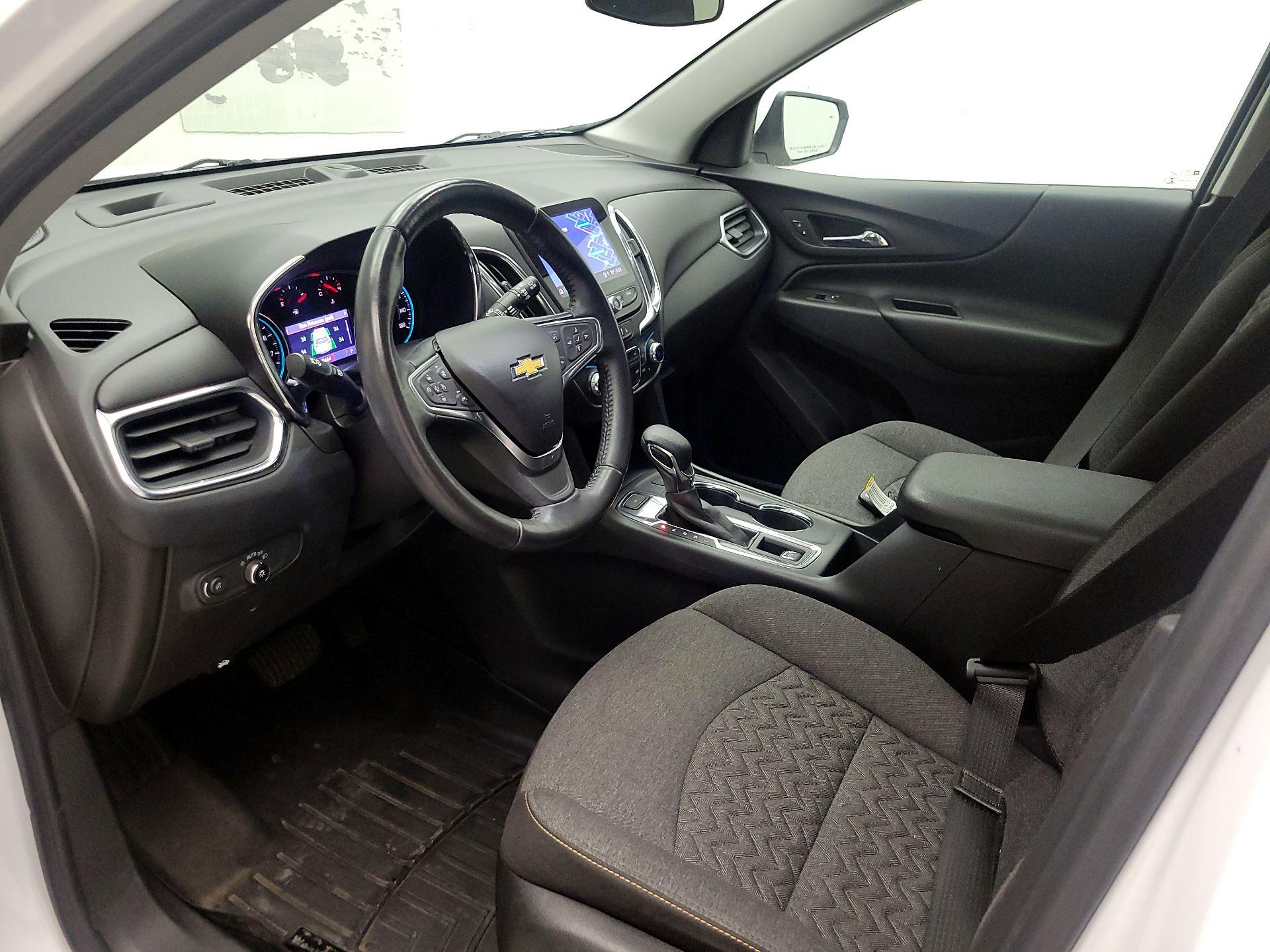 Thumbnail: 2022 Chevrolet Equinox - 9