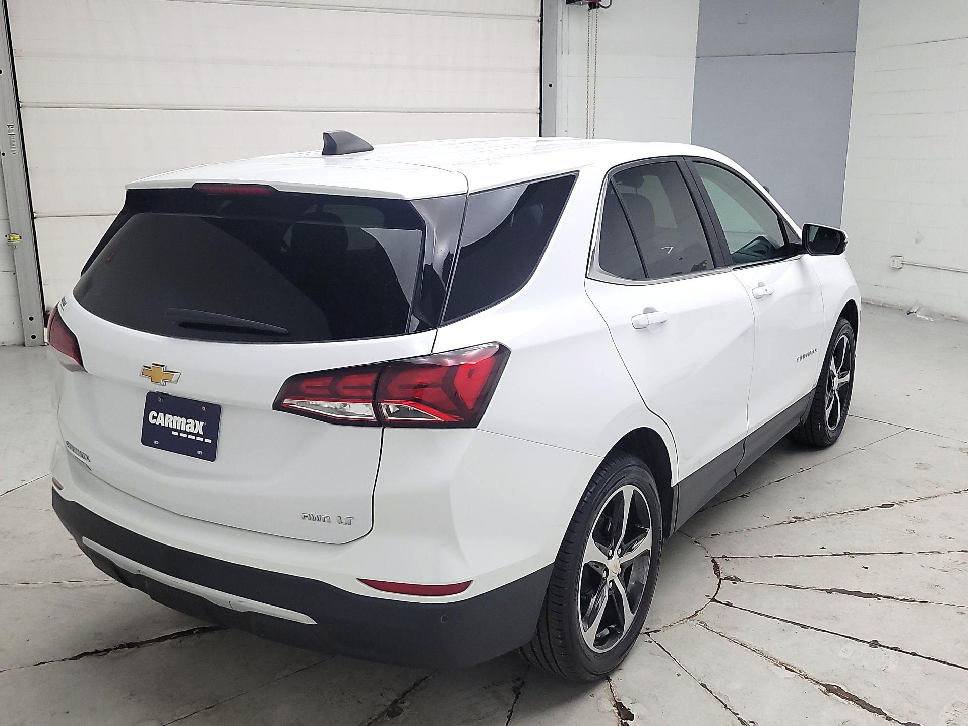 Thumbnail: 2022 Chevrolet Equinox - 5