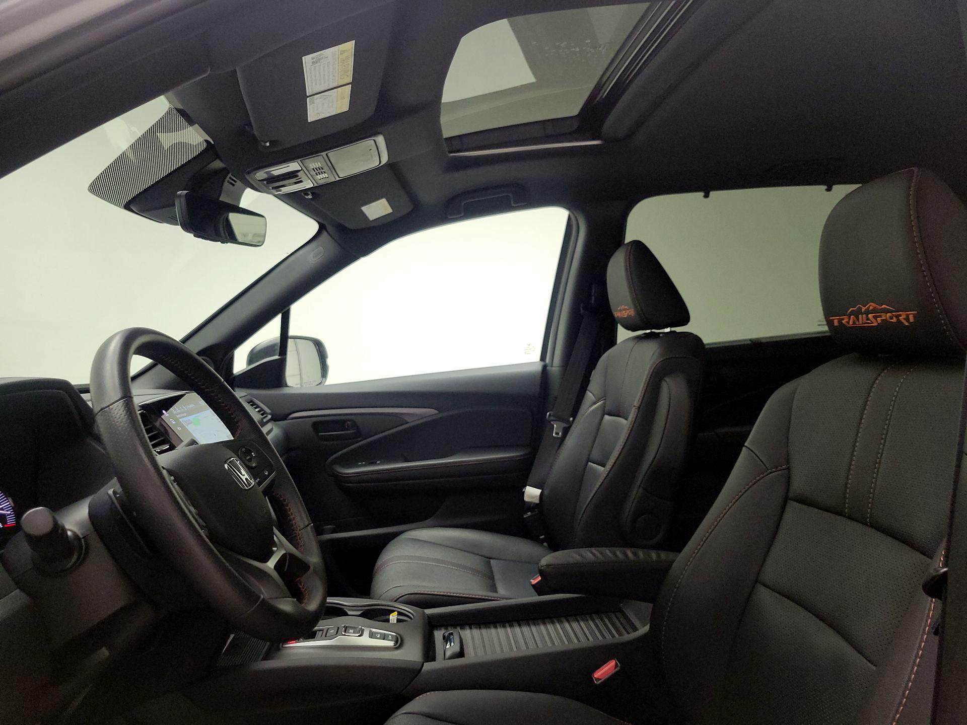 Thumbnail: 2022 Honda Passport - 18