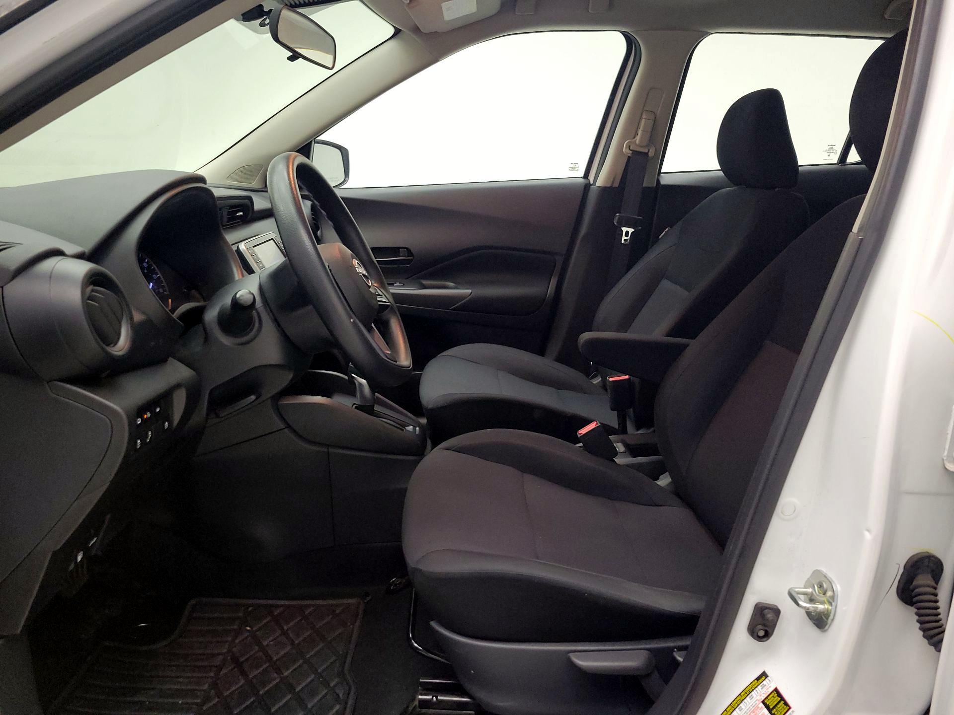 Thumbnail: 2023 Nissan Kicks - 9