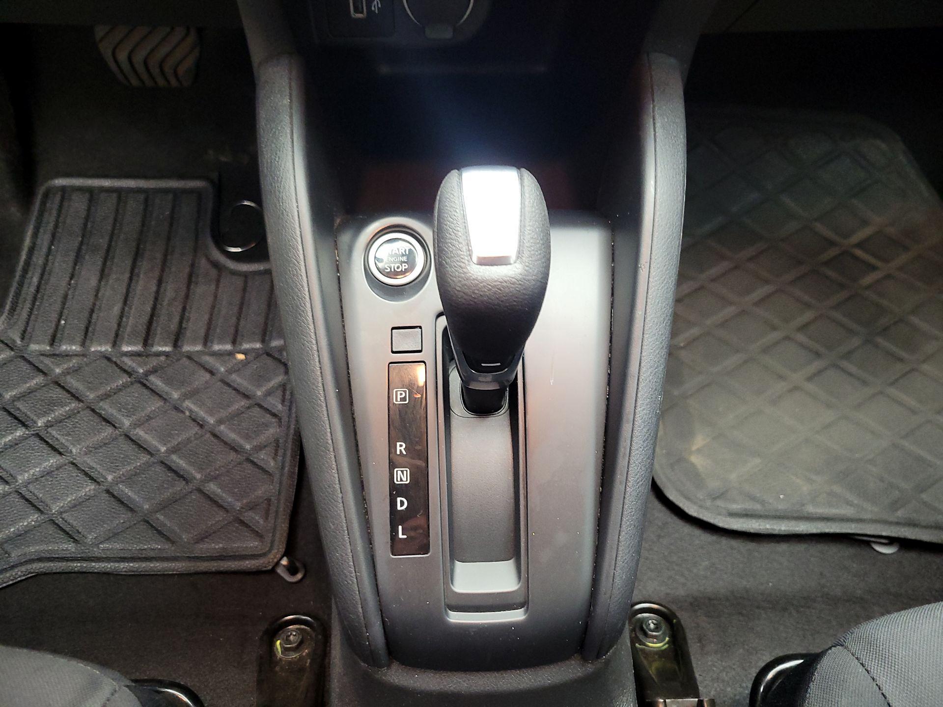 Thumbnail: 2023 Nissan Kicks - 15