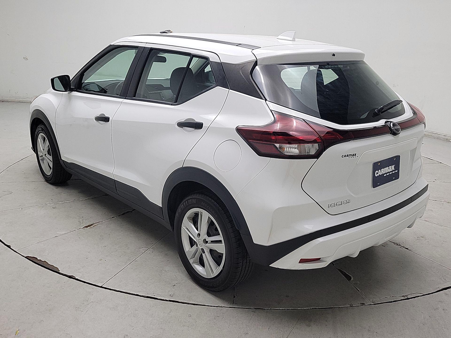 Thumbnail: 2023 Nissan Kicks - 7