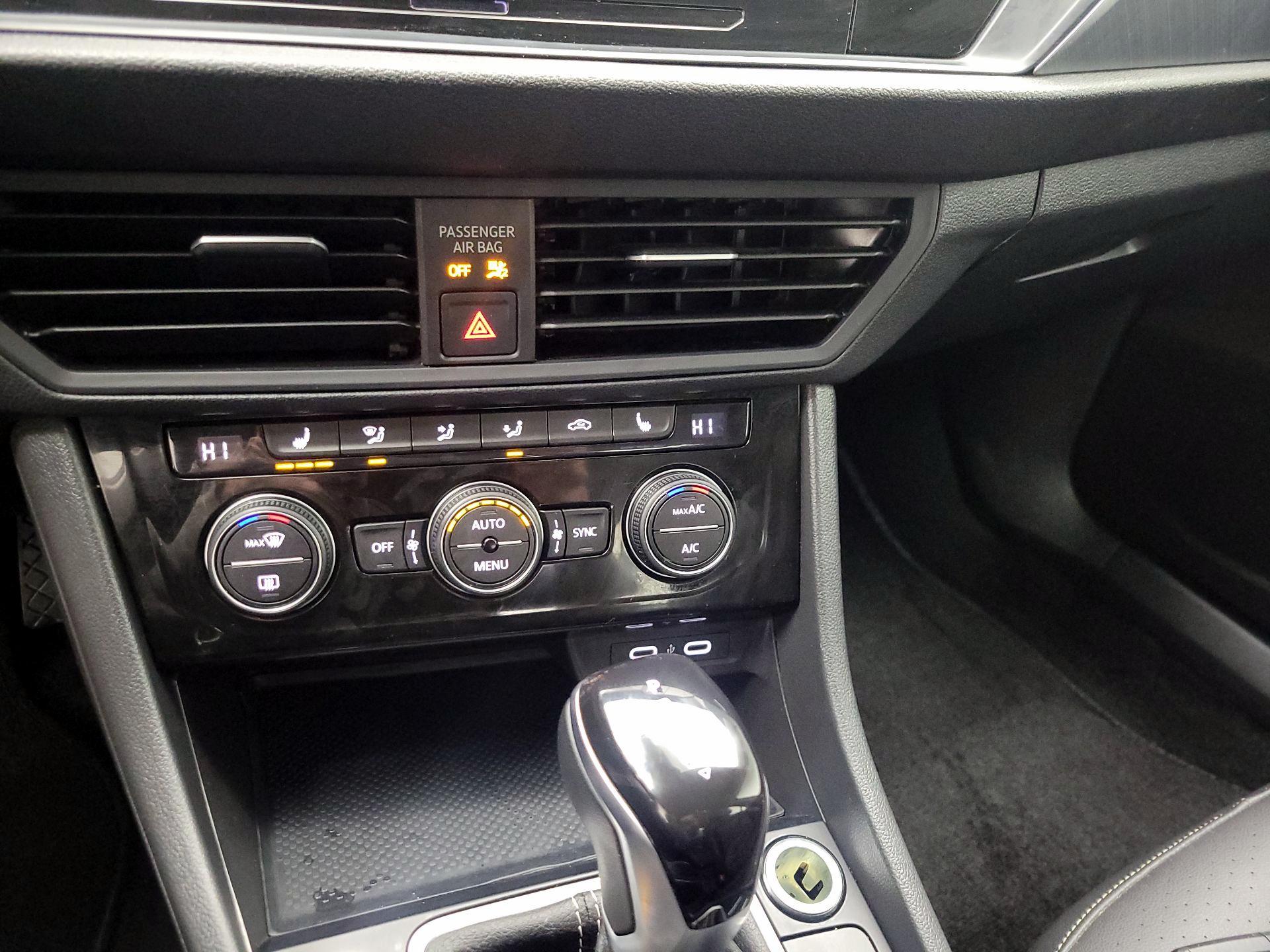 Thumbnail: 2024 Volkswagen Jetta - 14