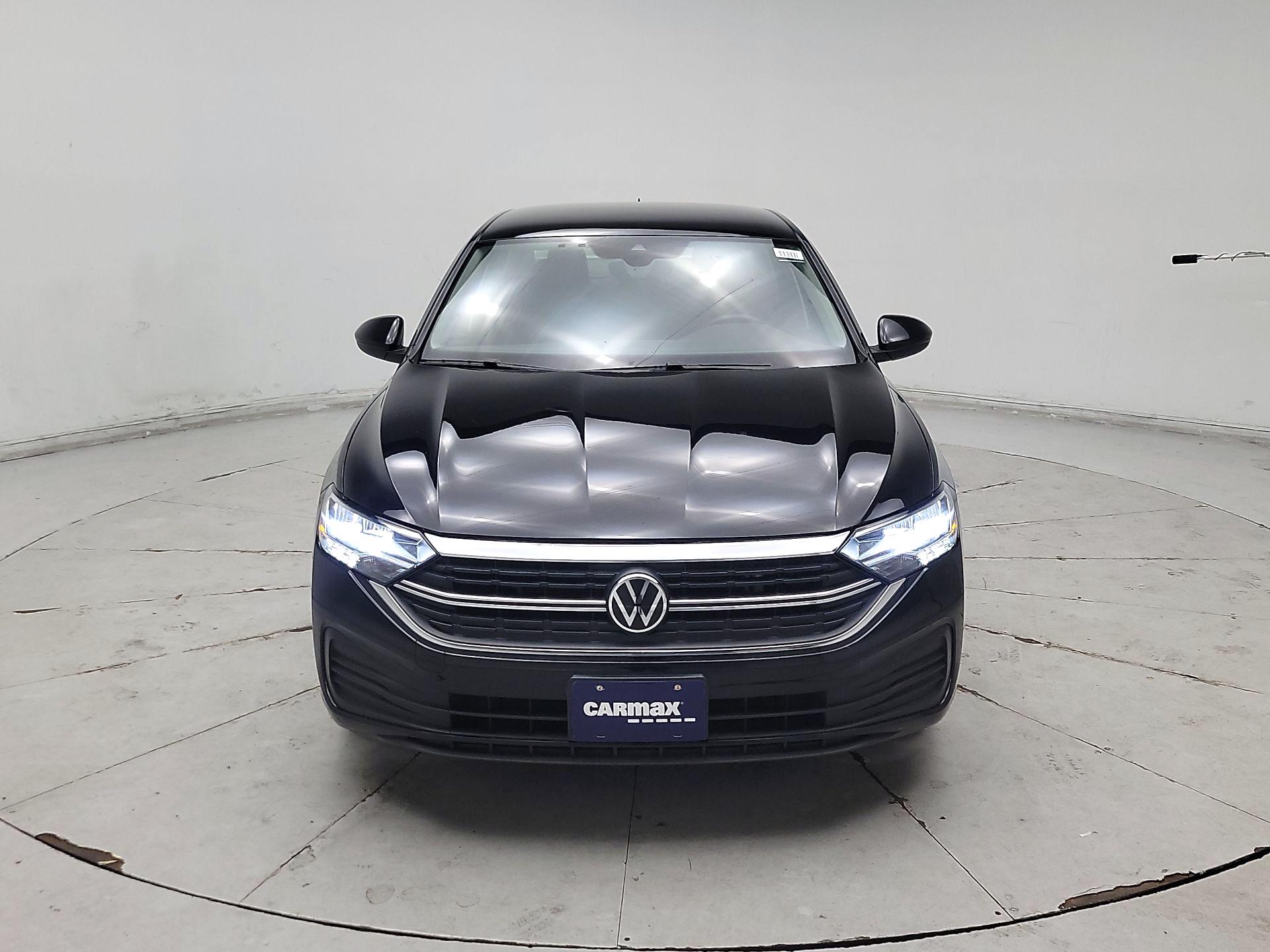 Thumbnail: 2024 Volkswagen Jetta - 2