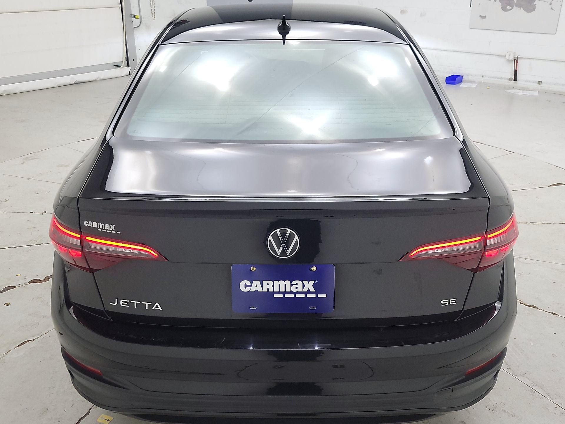 Thumbnail: 2024 Volkswagen Jetta - 6