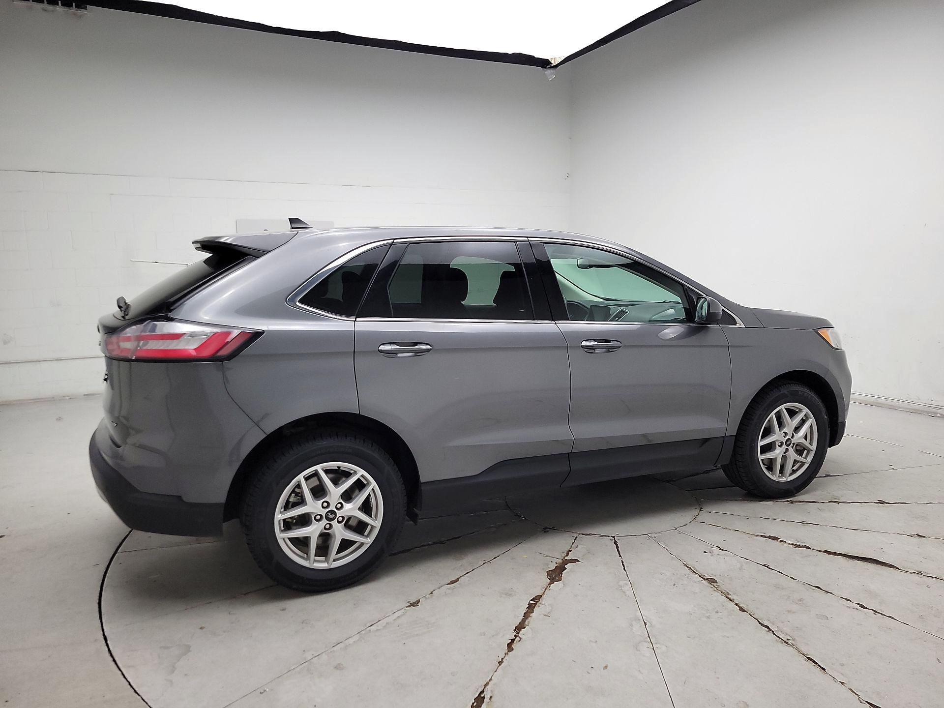 Thumbnail: 2024 Ford Edge - 4