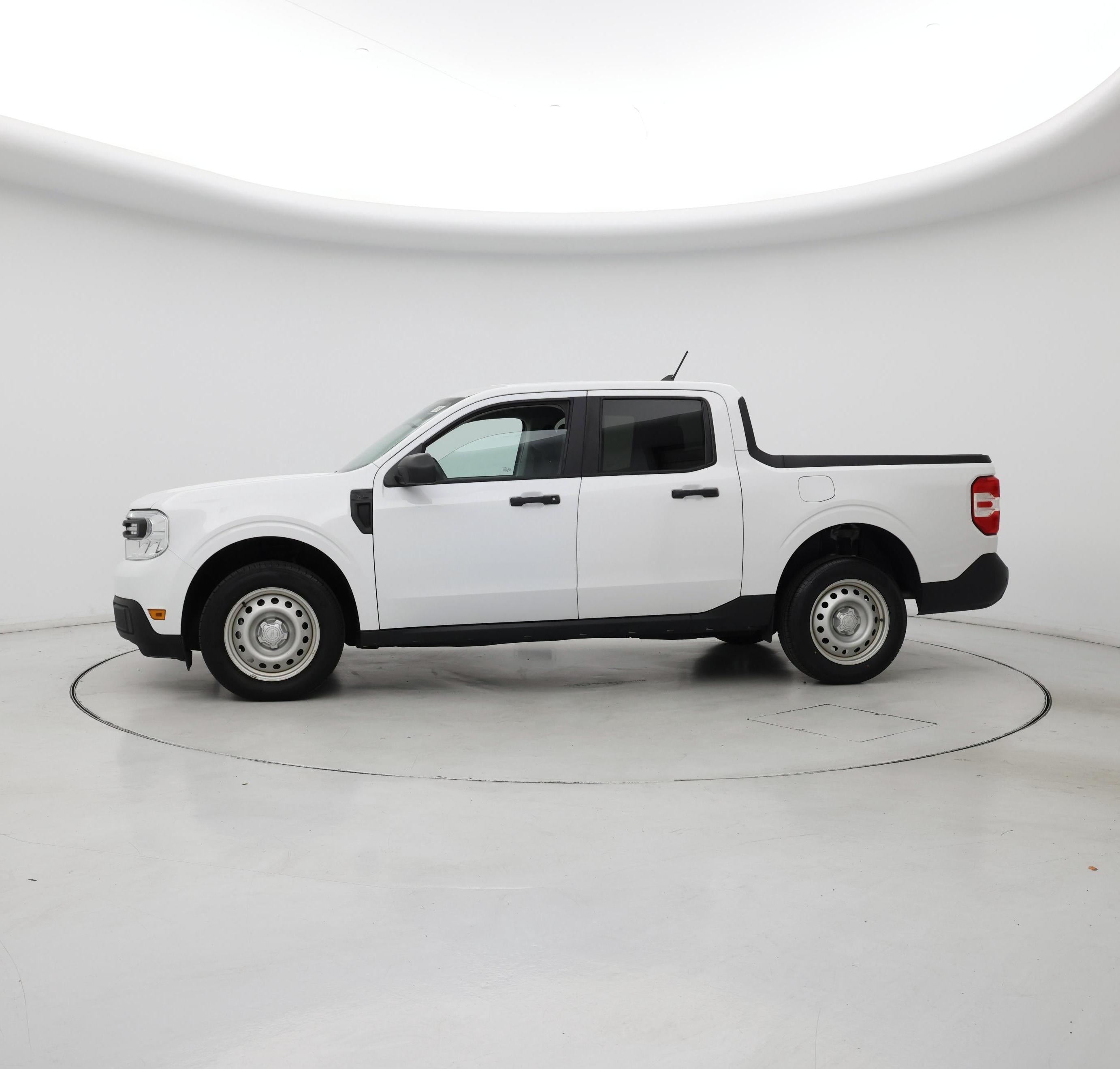 Thumbnail: 2022 Ford Maverick - 3