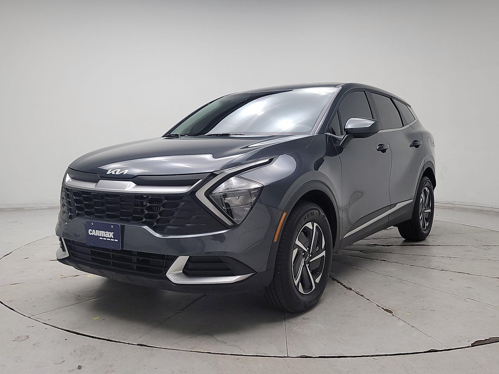 Thumbnail: 2023 Kia Sportage - 3