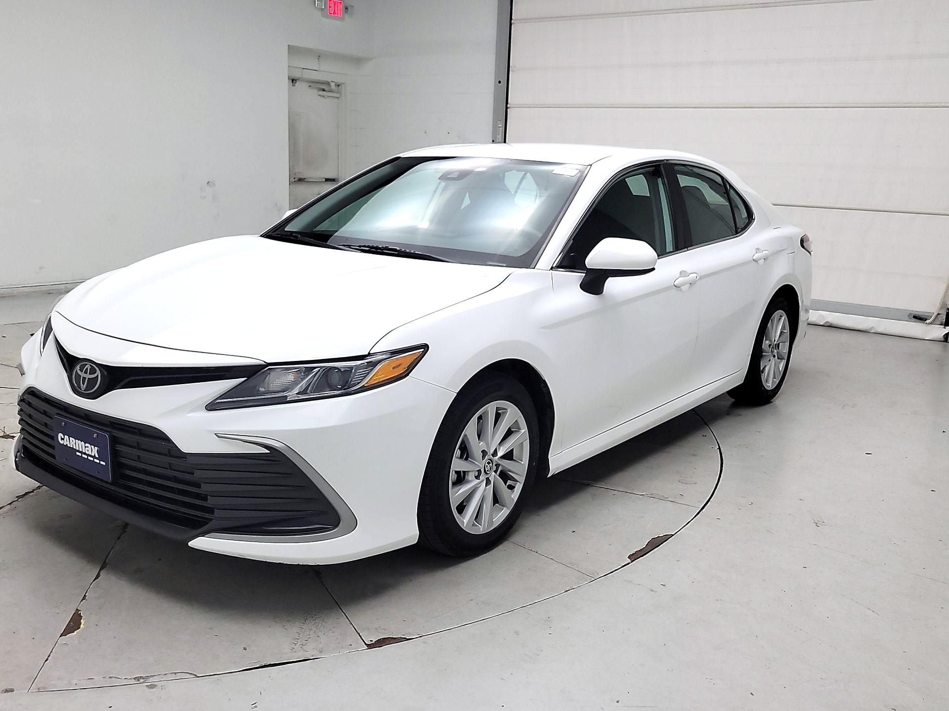 Thumbnail: 2023 Toyota Camry - 3